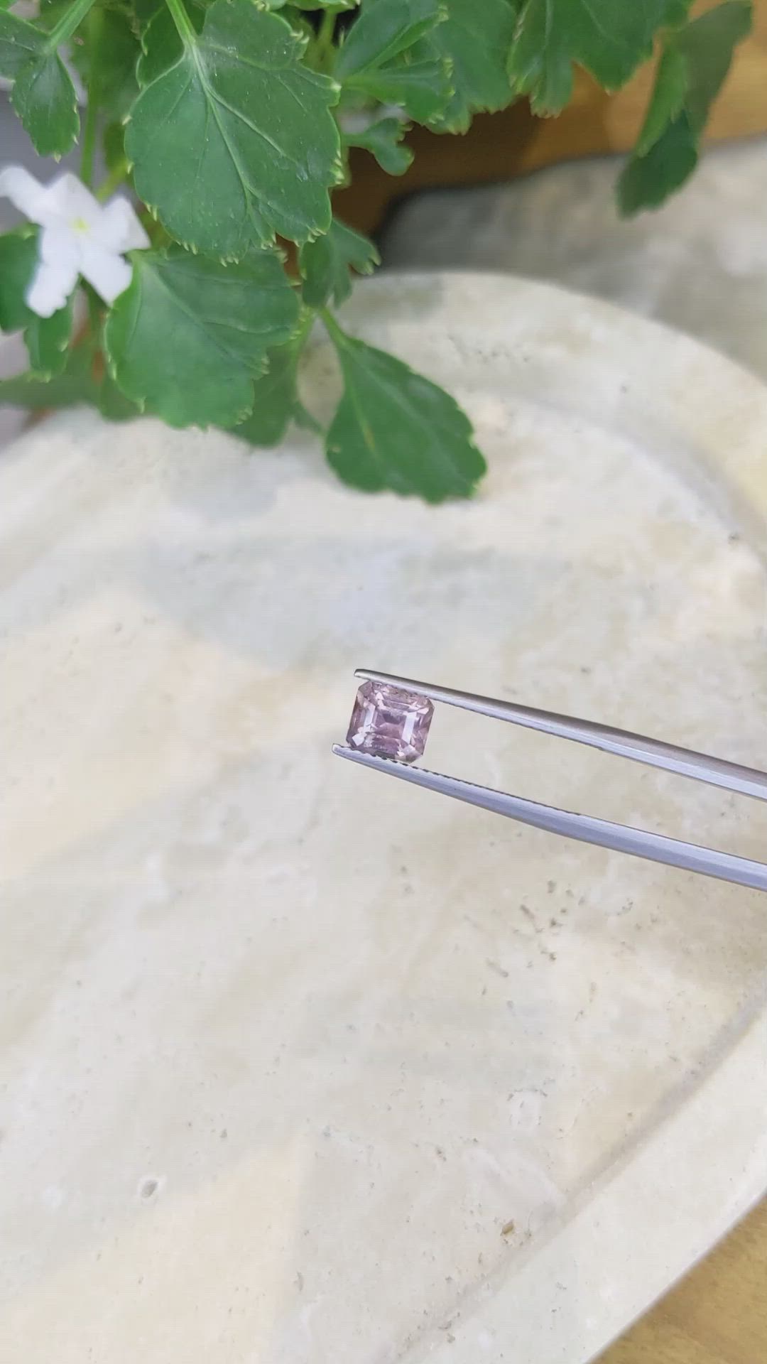 1.67 Ct. Pink Sapphire from Ceylon (Sri Lanka) Size Video