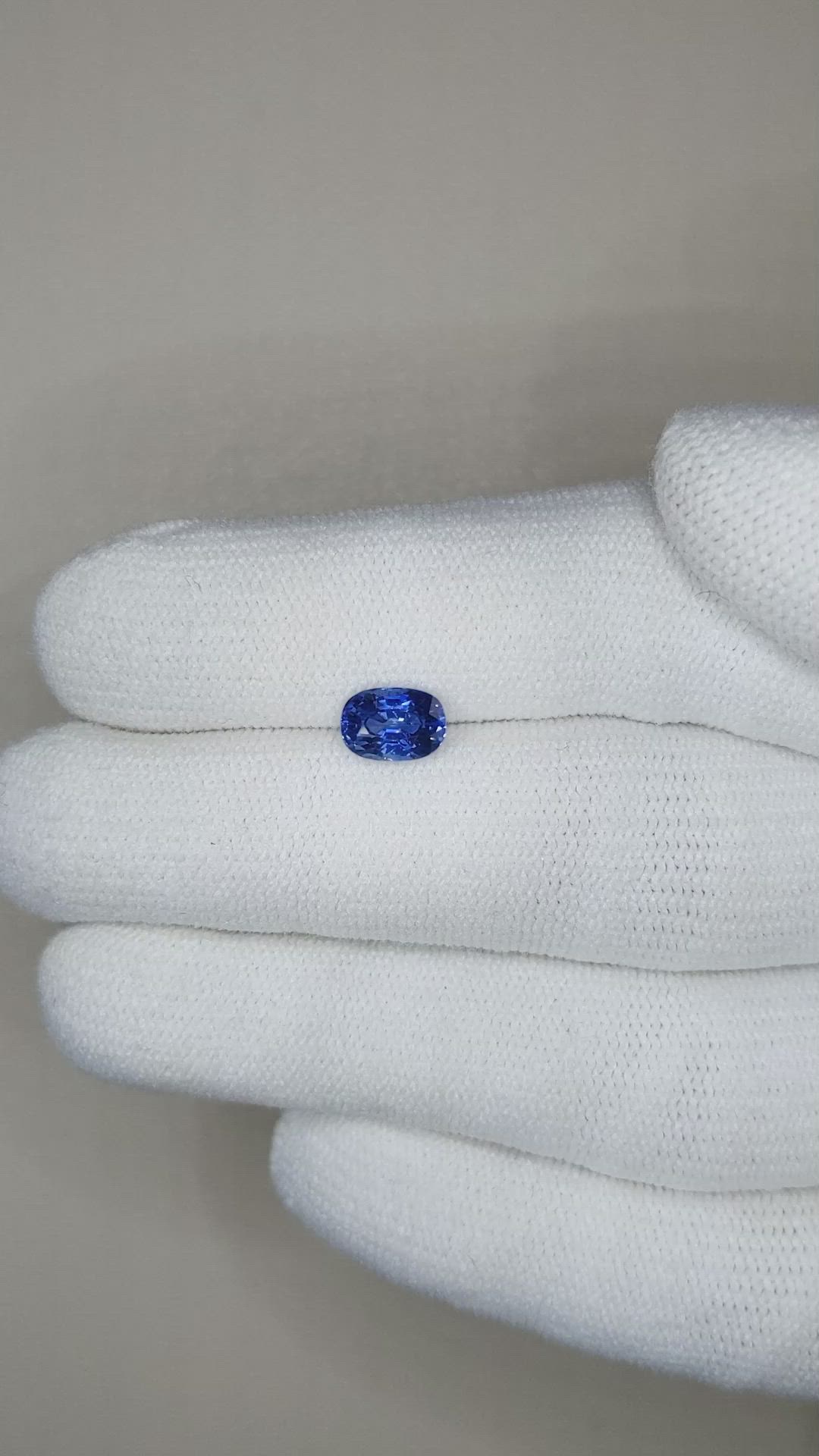 1.12 Ct. Blue Sapphire from Ceylon (Sri Lanka) Size Video