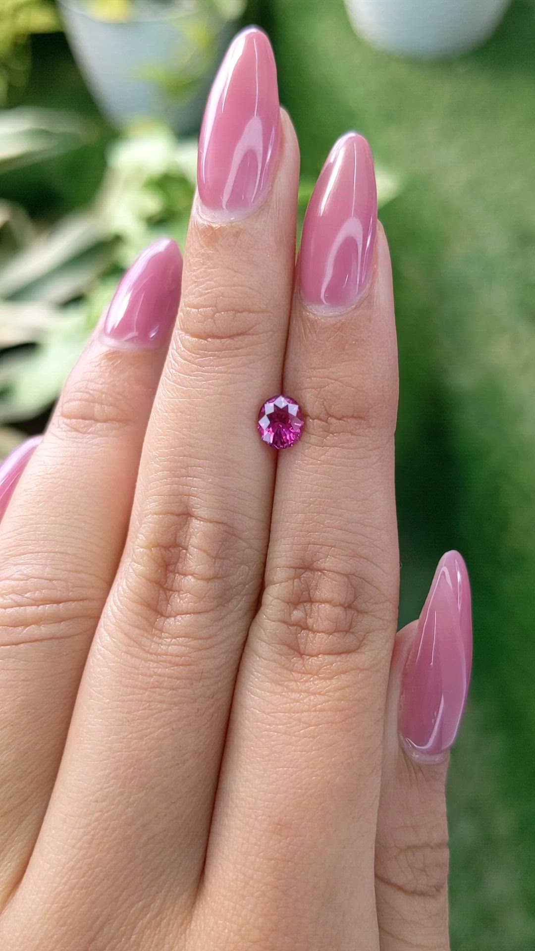 0.85 Ct. Reddish Pink Sapphire from Ceylon (Sri Lanka) Size Video