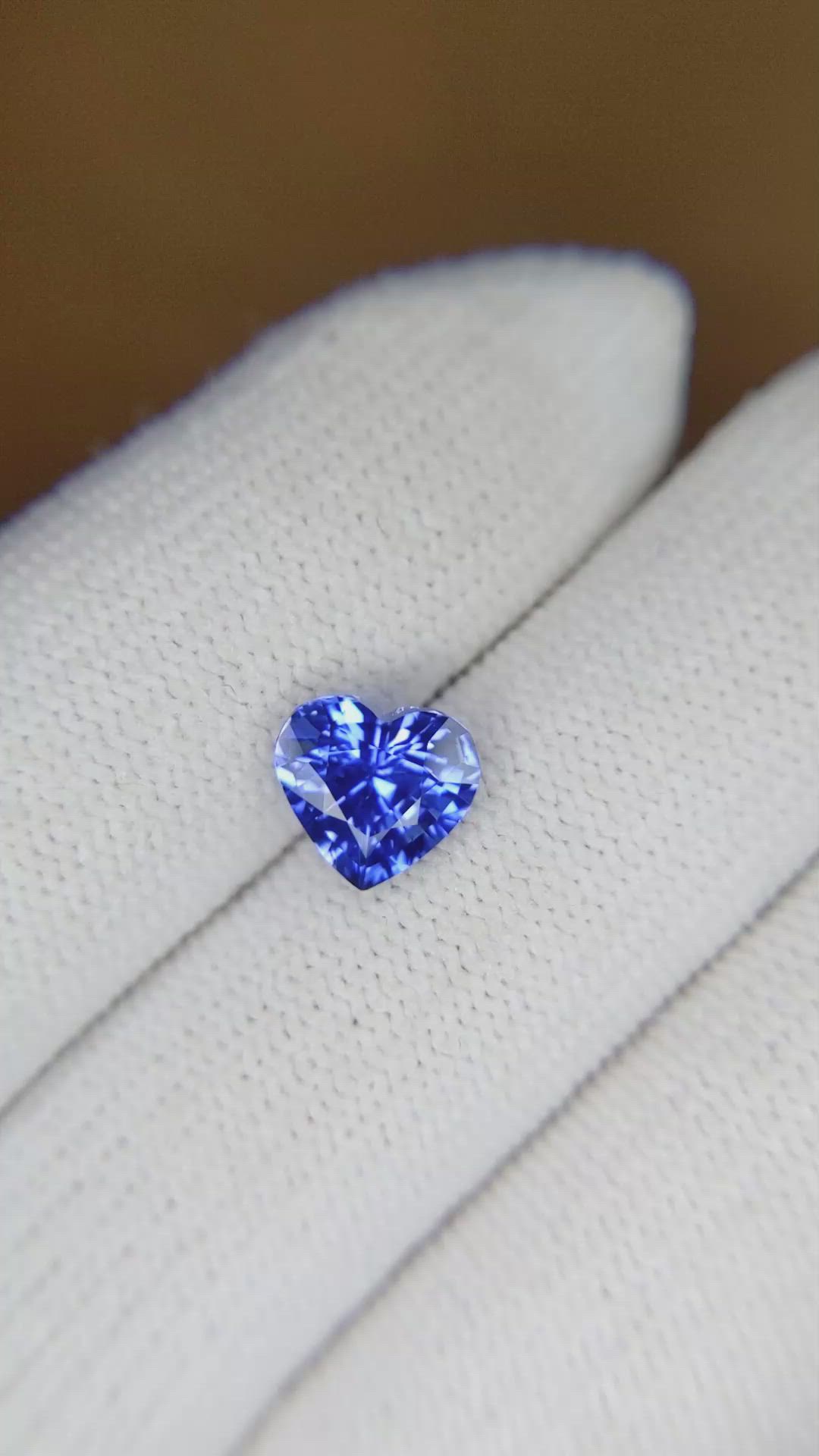 1.70 Ct. Blue Sapphire from Ceylon (Sri Lanka) Size Video