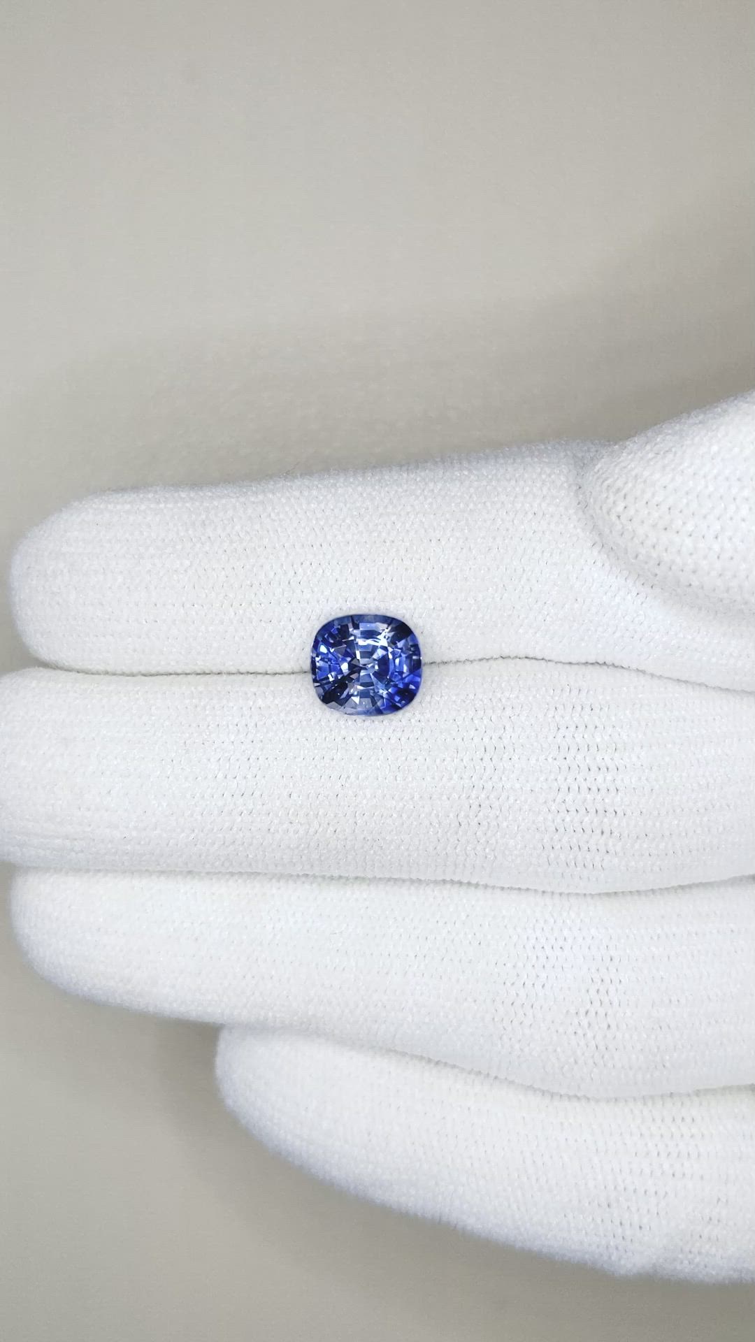 2.11 Ct. Bi Color Sapphire from Nigeria Size Video