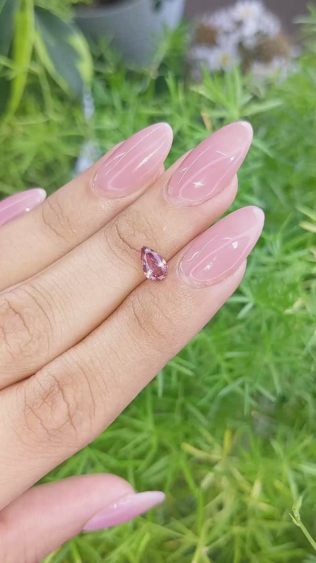 1.00 Ct. Padparadscha Sapphire from Madagascar Size Video