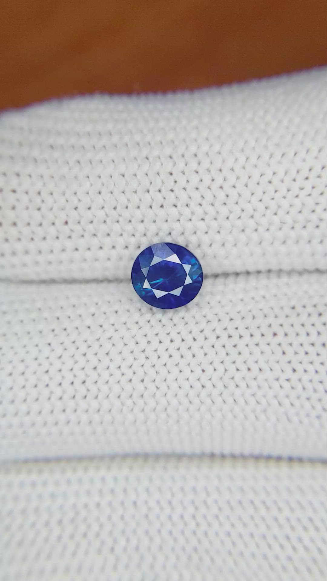 1.29 Ct. Blue Sapphire from Ceylon (Sri Lanka) Size Video