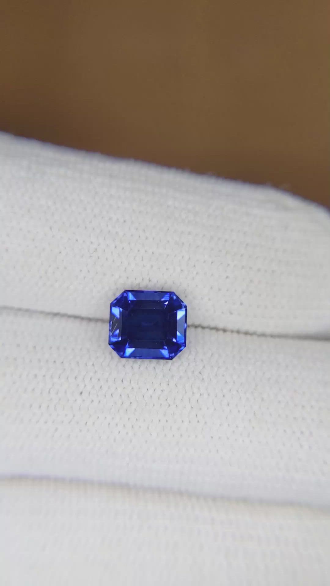 2.07 Ct. Blue Sapphire from Ceylon (Sri Lanka) Size Video