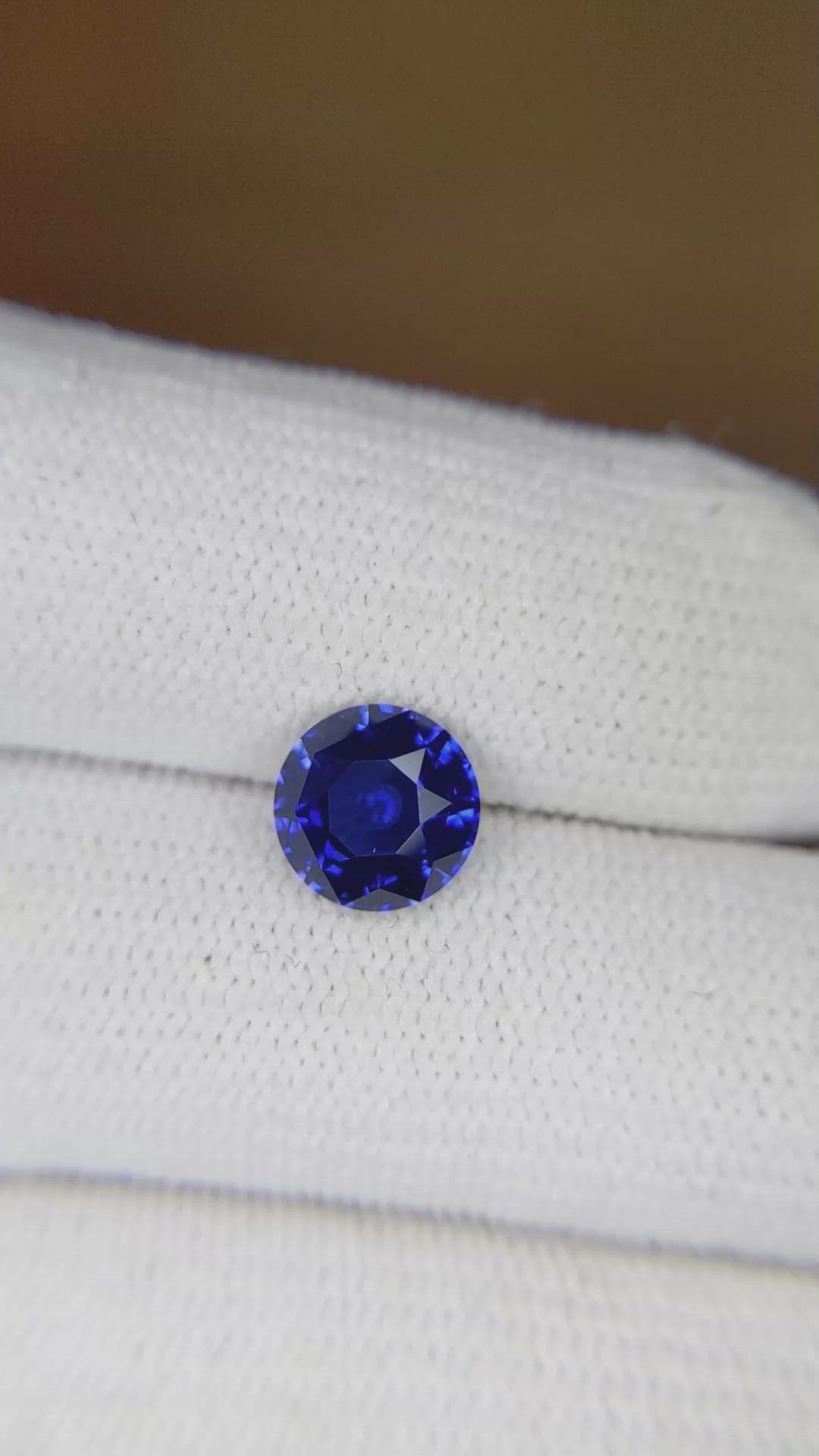 2.04 Ct. Blue Sapphire from Ceylon (Sri Lanka) Size Video