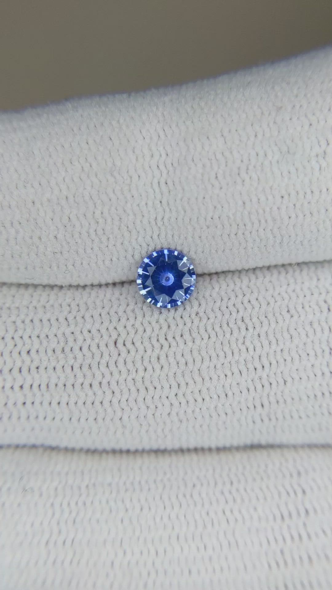 0.61 Ct. Blue Sapphire from Ceylon (Sri Lanka) Size Video