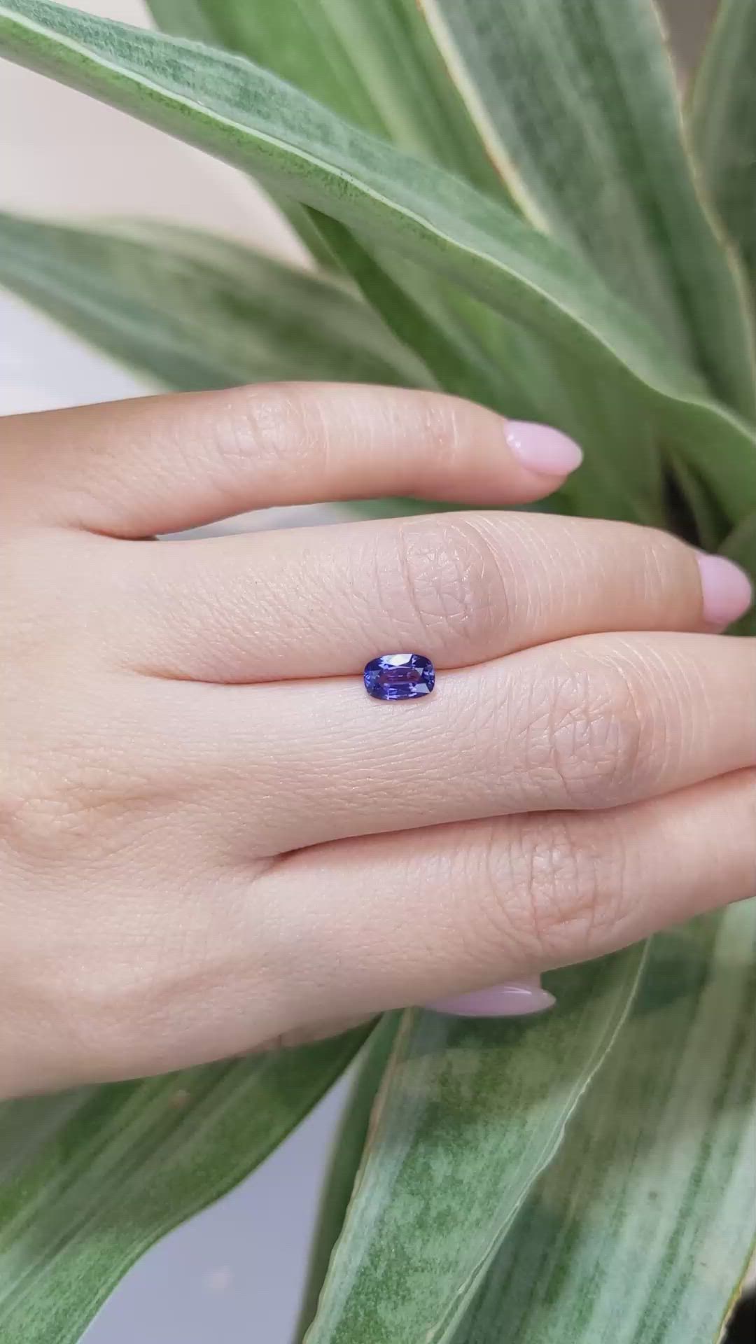 0.84 Ct. Purplish Blue Sapphire from Ceylon (Sri Lanka) Size Video
