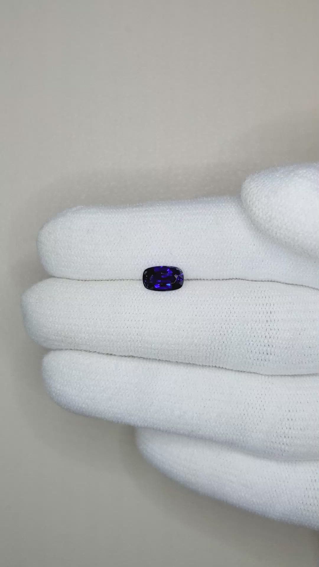 0.91 Ct. Blue Sapphire from Ceylon (Sri Lanka) Size Video