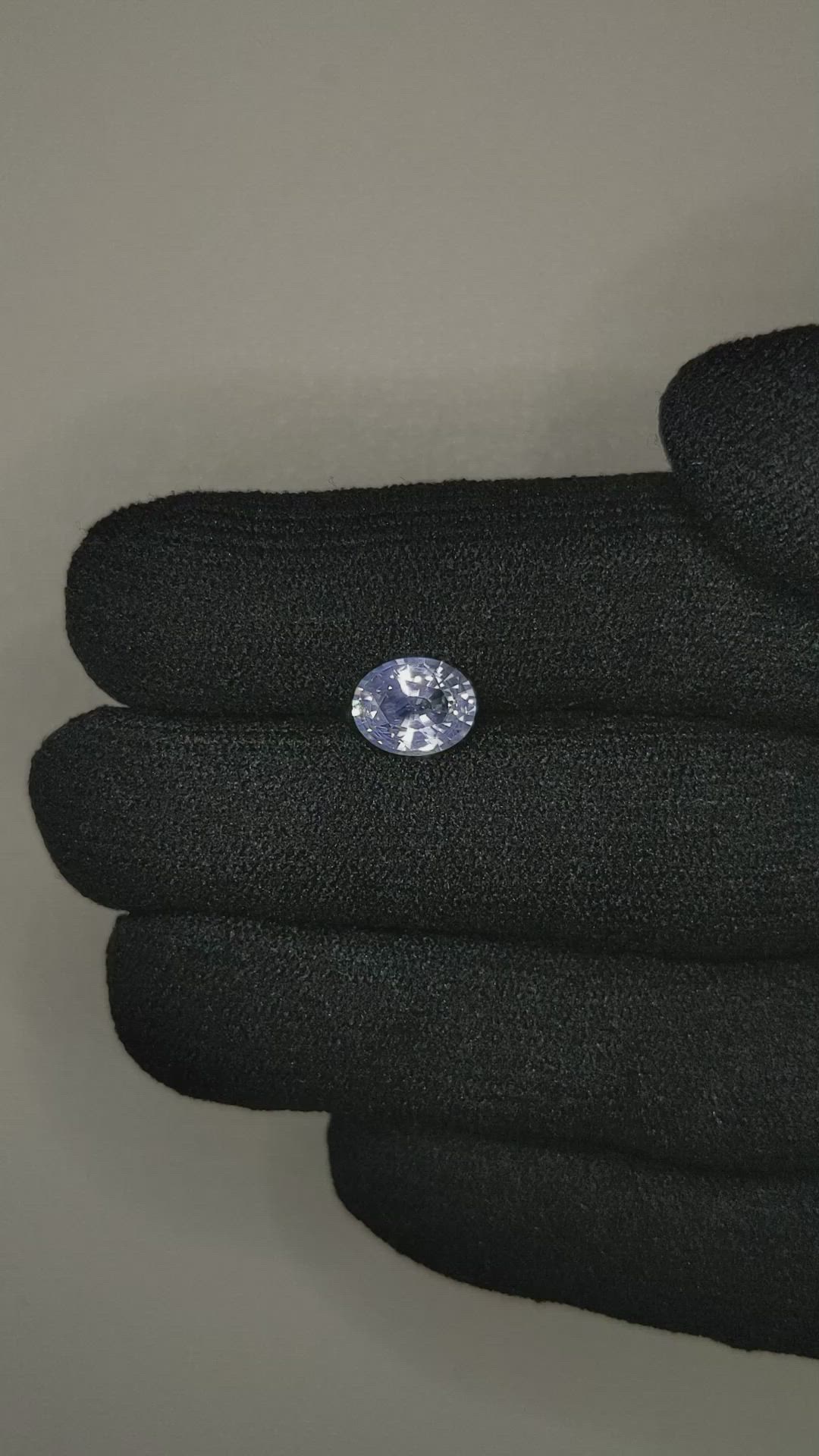 1.52 Ct. White Sapphire from Ceylon (Sri Lanka) Size Video