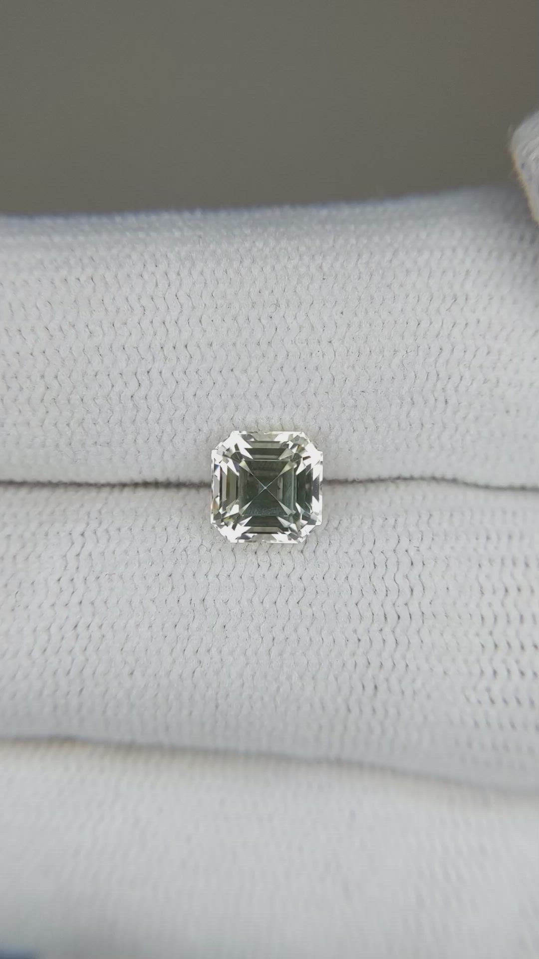 1.43 Ct. Yellow Sapphire from Ceylon (Sri Lanka) Size Video