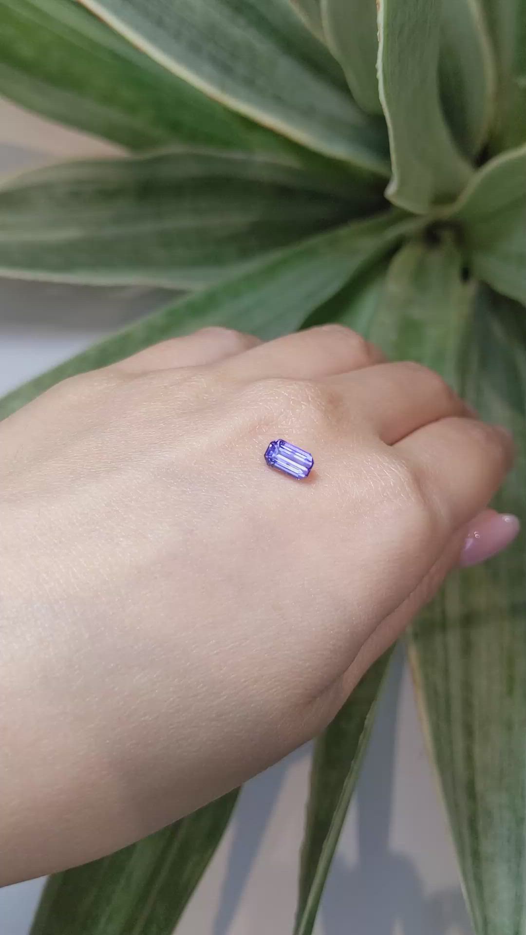 1.32 Ct. Purple Sapphire from Ceylon (Sri Lanka) Size Video