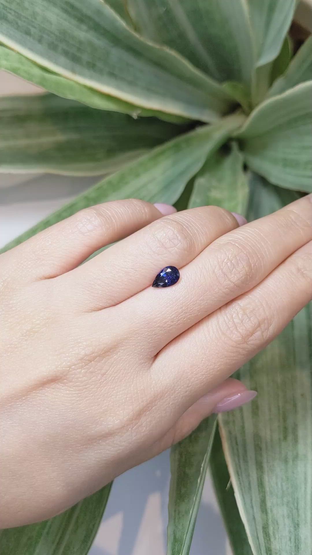 1.19 Ct. Blue Sapphire from Ceylon (Sri Lanka) Size Video