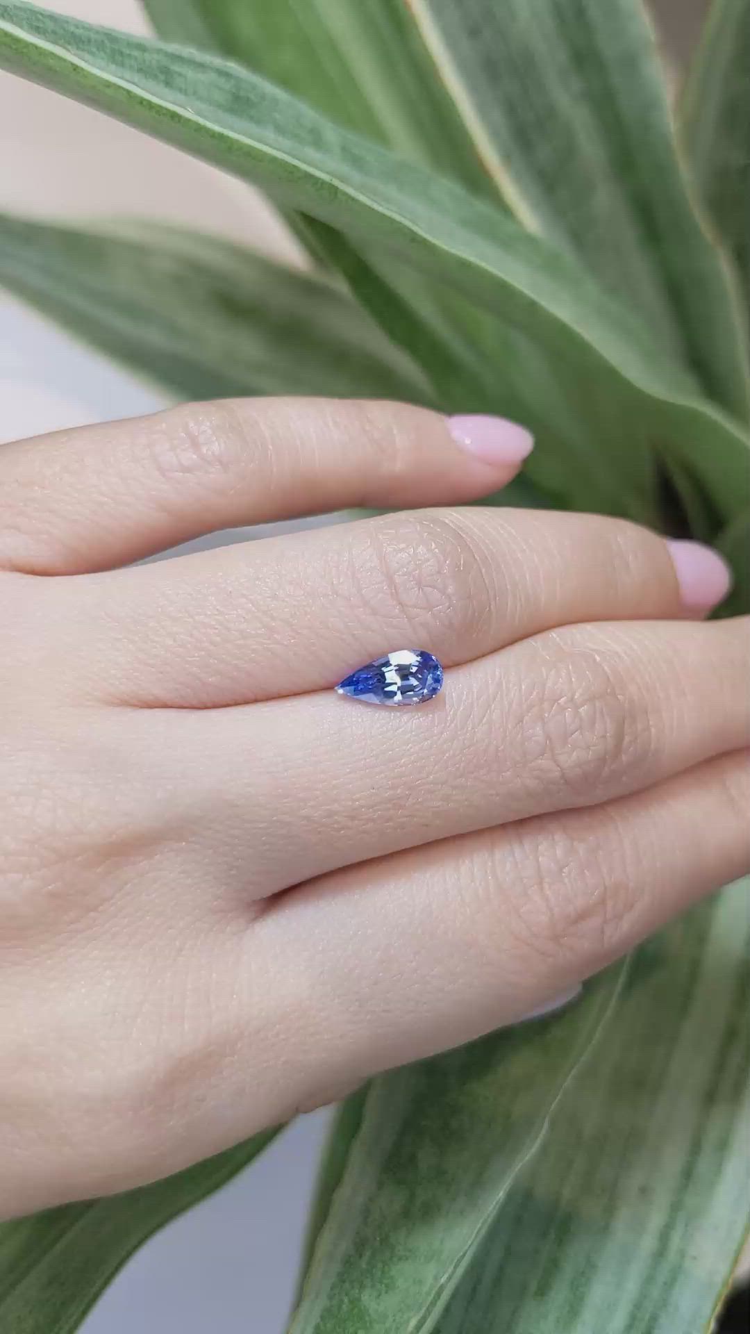 1.39 Ct. Blue Sapphire from Ceylon (Sri Lanka) Size Video