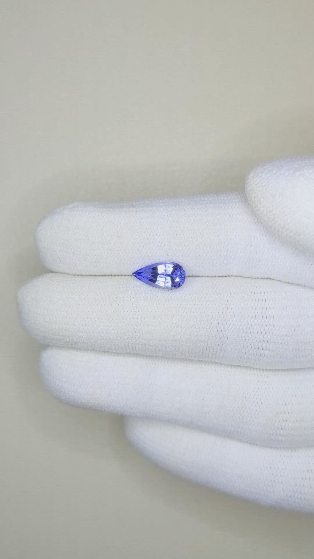1.39 Ct. Blue Sapphire from Ceylon (Sri Lanka) Size Video