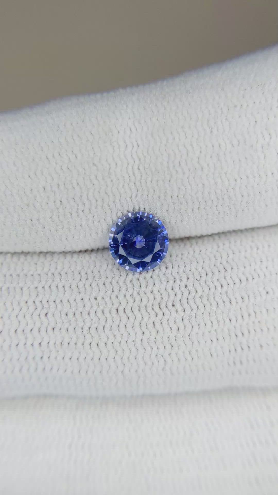 1.09 Ct. Blue Sapphire from Ceylon (Sri Lanka) Size Video