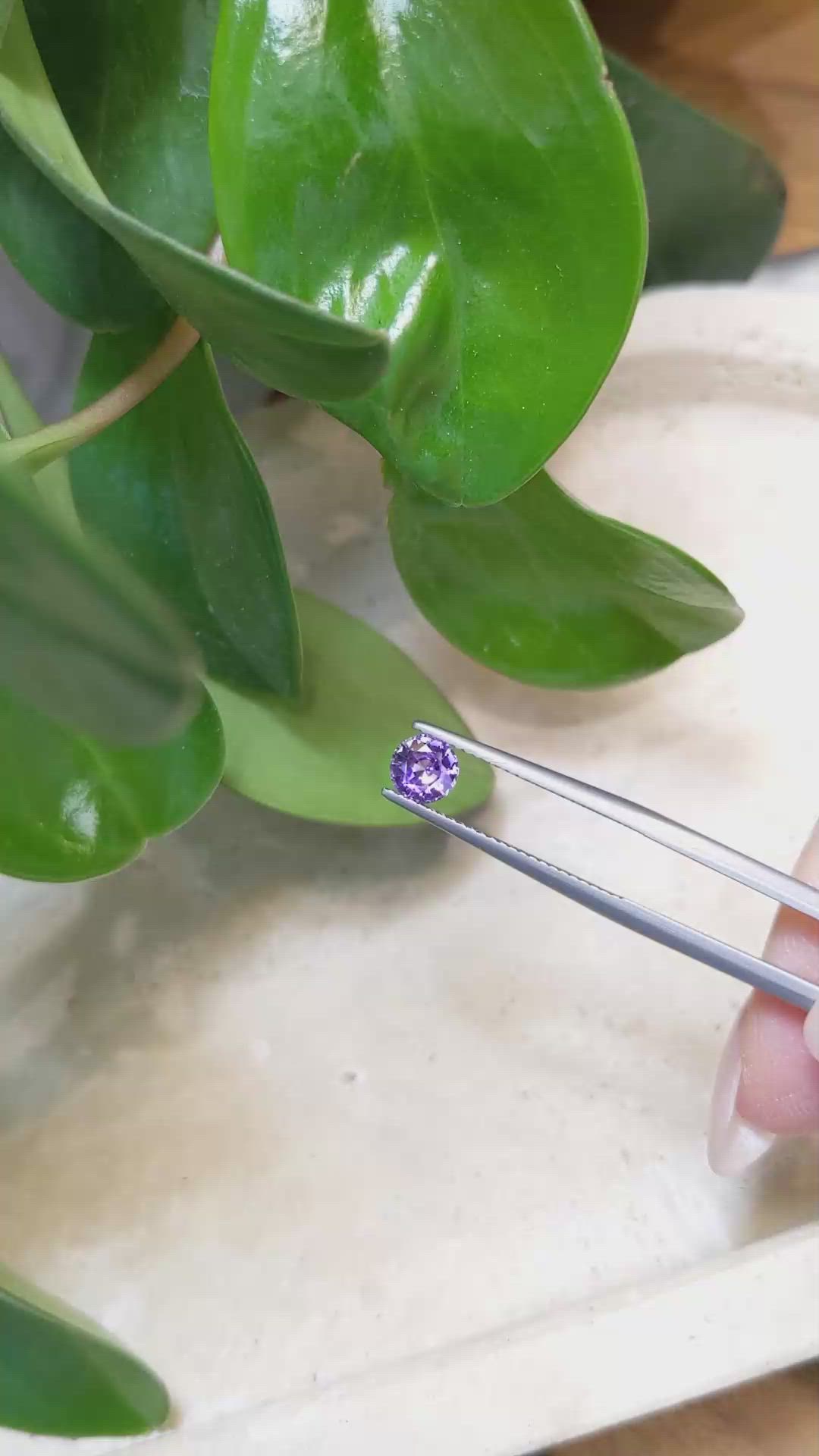 0.77 Ct. Sapphire from Ceylon (Sri Lanka) Size Video