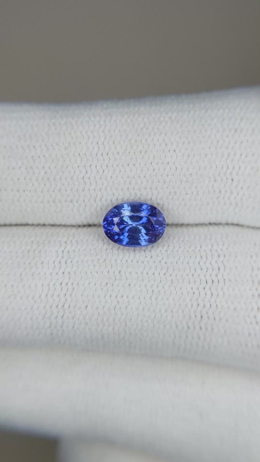 1.22 Ct. Blue Sapphire from Ceylon (Sri Lanka) Size Video