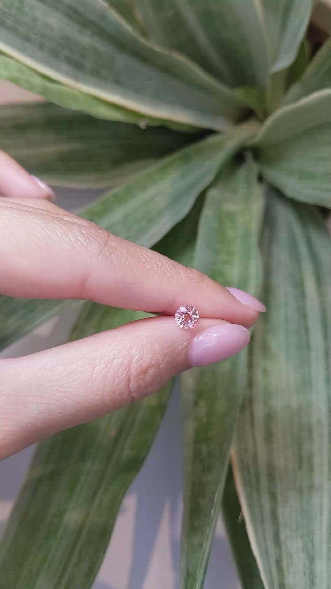 0.74 Ct. Padparadscha Sapphire from Ceylon (Sri Lanka) Size Video