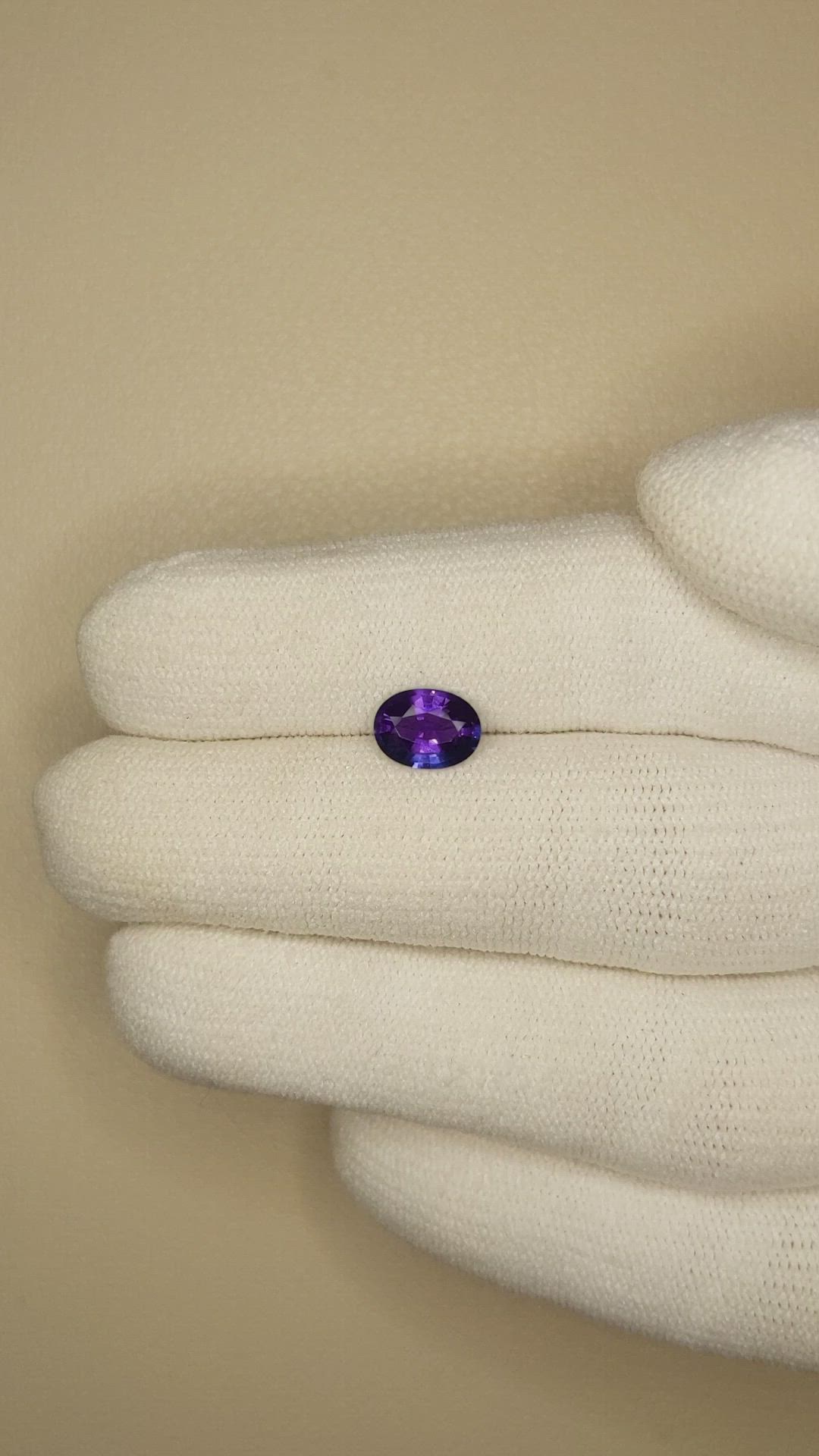 1.09 Ct. Color Change Sapphire from Ceylon (Sri Lanka) Size Video