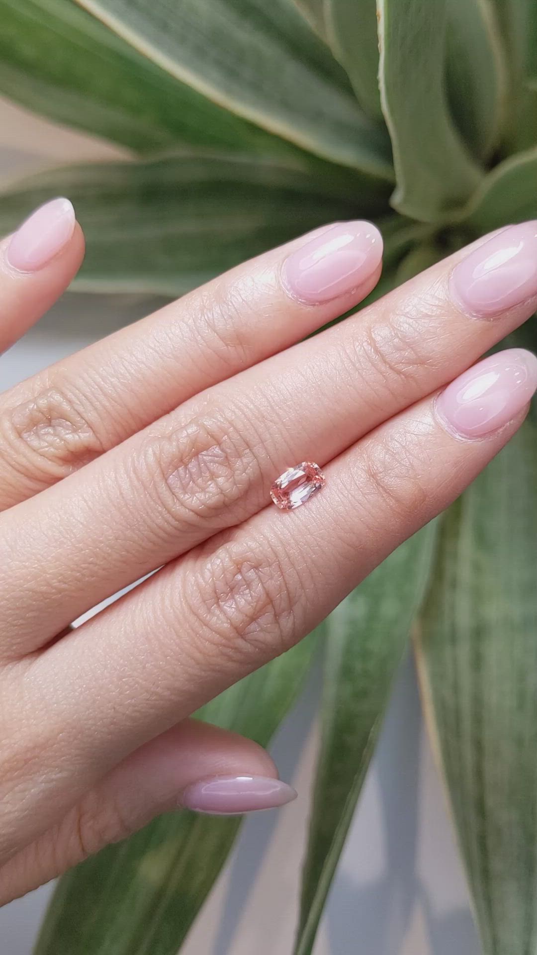 0.87 Ct. Padparadscha Sapphire from Ceylon (Sri Lanka) Size Video