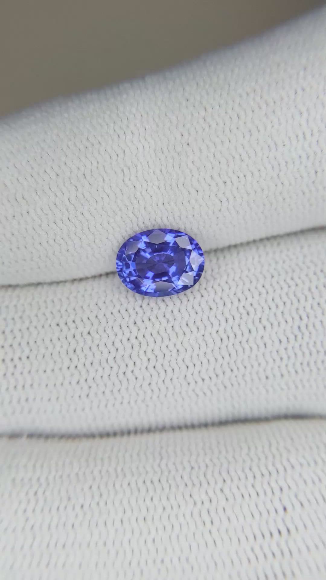 1.64 Ct. Blue Sapphire from Ceylon (Sri Lanka) Size Video