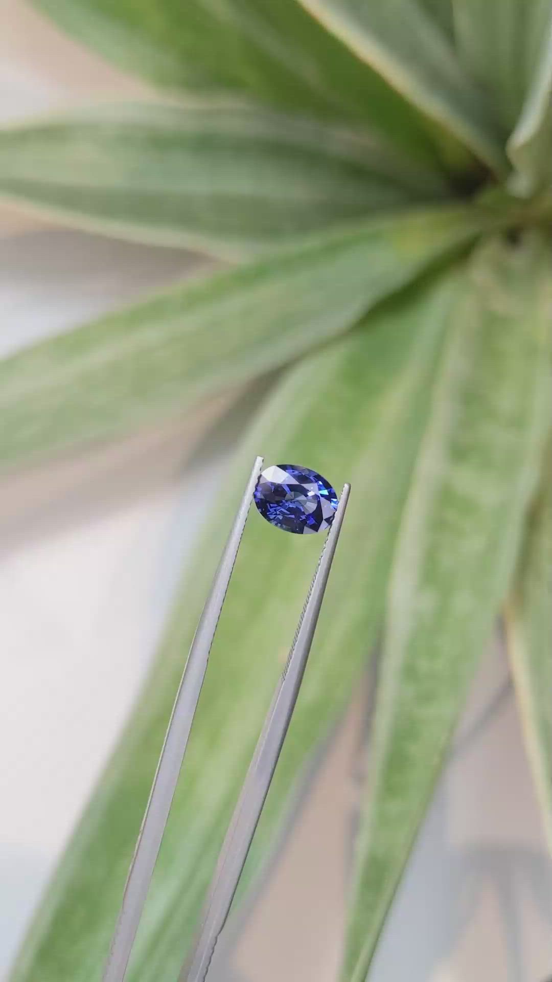 1.86 Ct. Blue Sapphire from Ceylon (Sri Lanka) Size Video