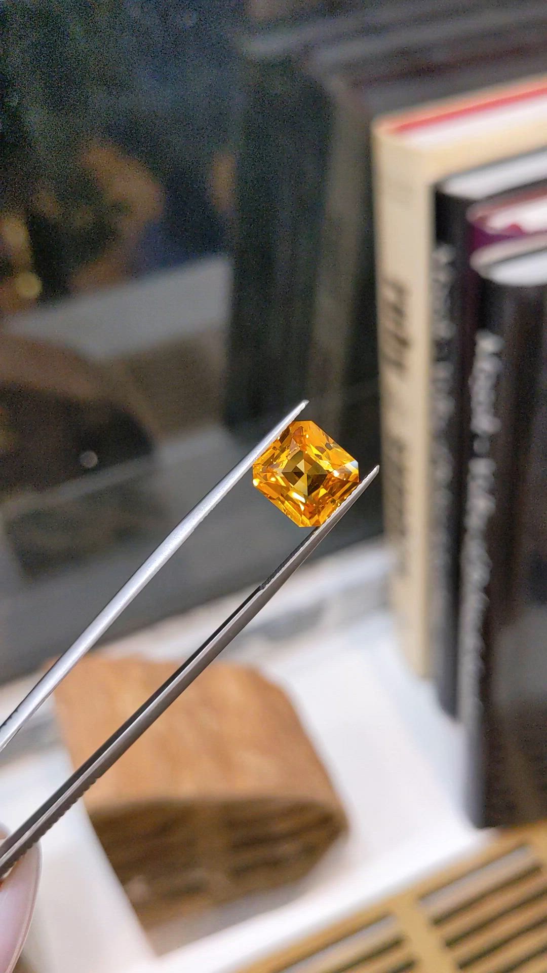 5.53 Ct. Yellow Sapphire from Ceylon (Sri Lanka) Size Video