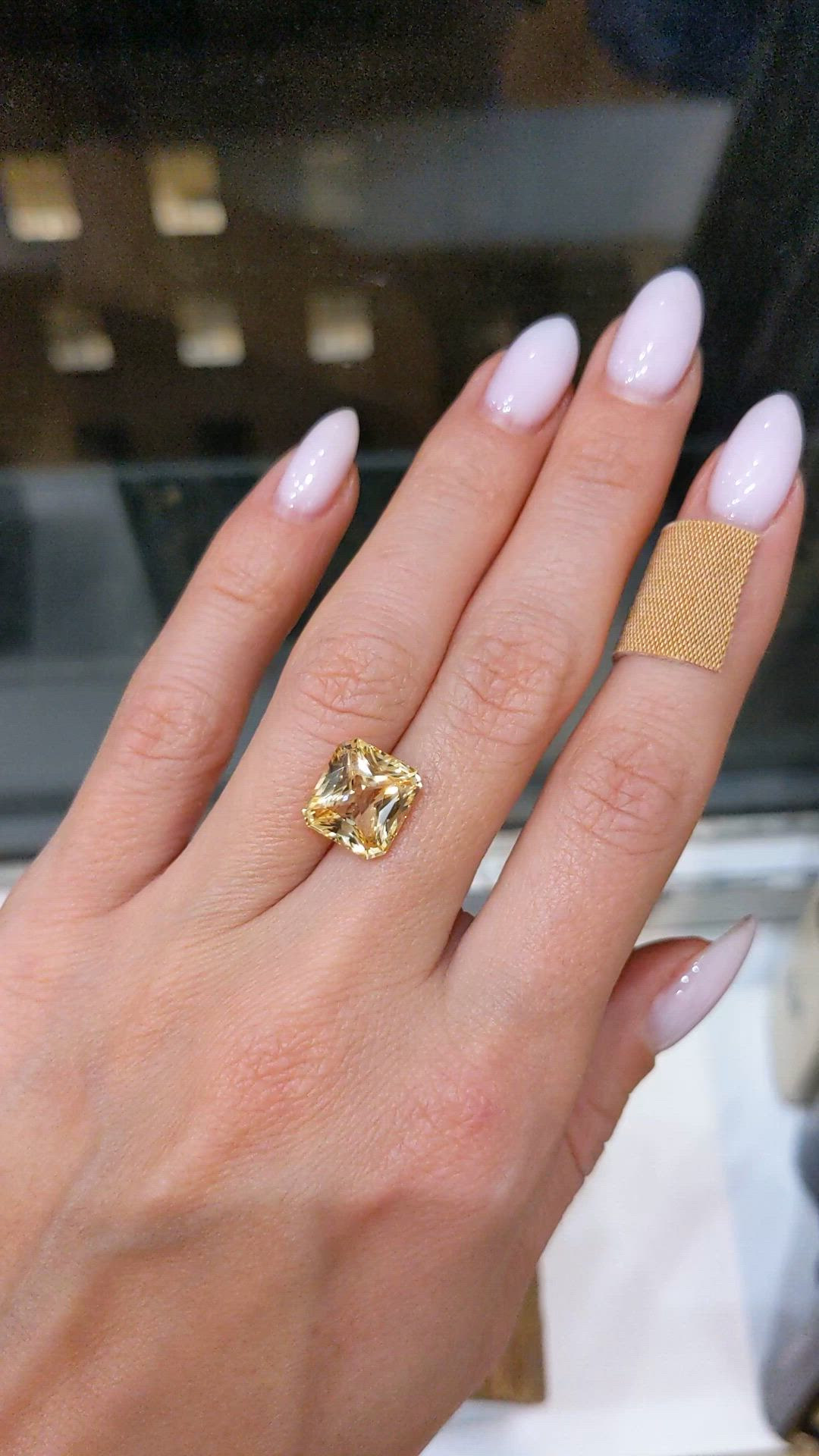 6.38 Ct. Yellow Sapphire from Ceylon (Sri Lanka) Size Video