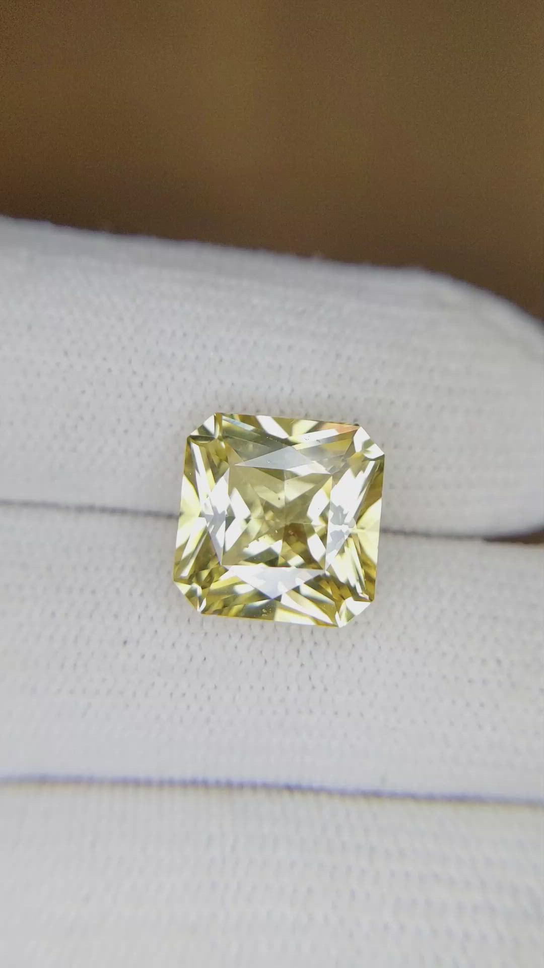 6.99 Ct. Yellow Sapphire from Ceylon (Sri Lanka) Size Video