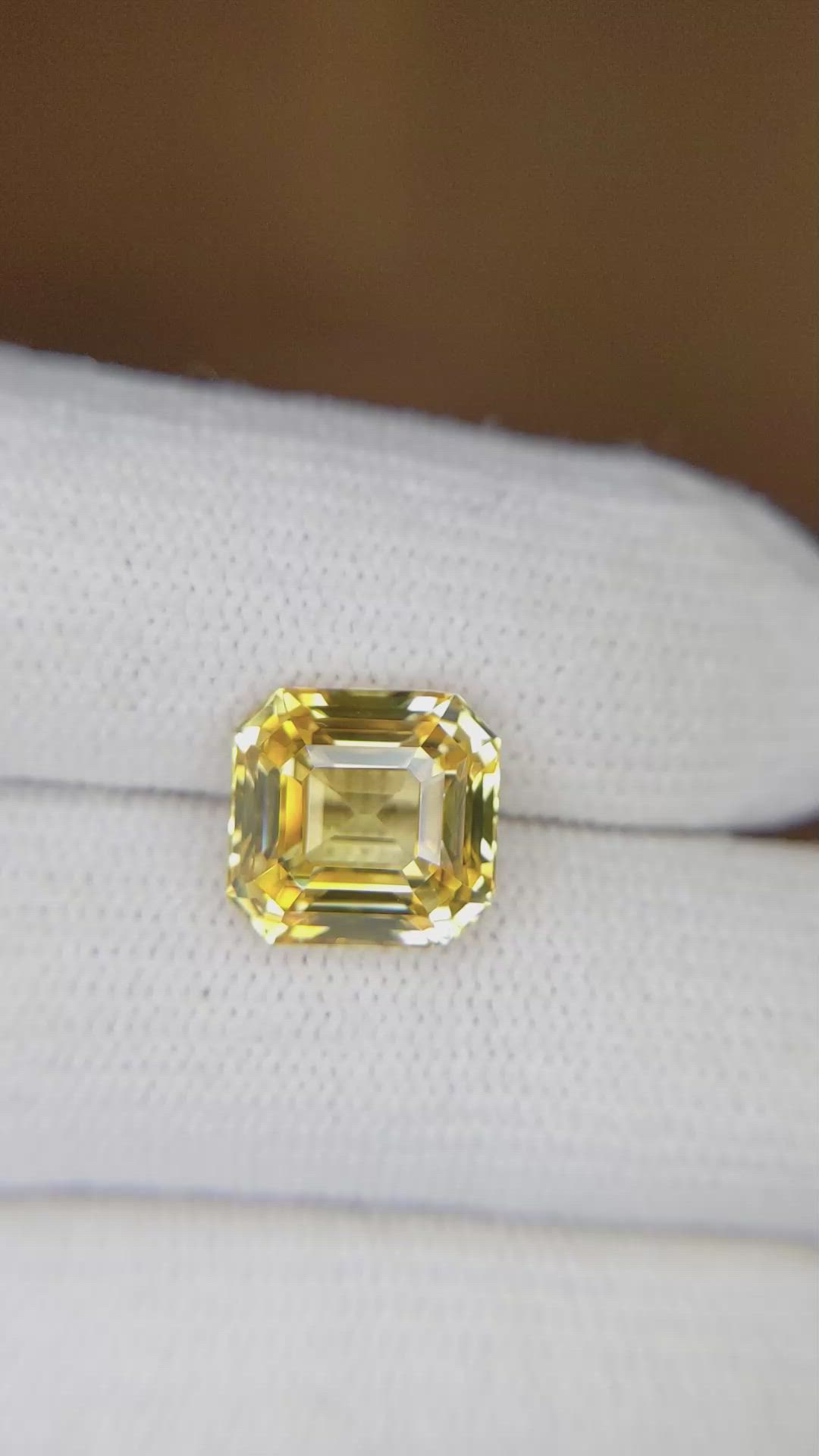 6.08 Ct. Yellow Sapphire from Ceylon (Sri Lanka) Size Video