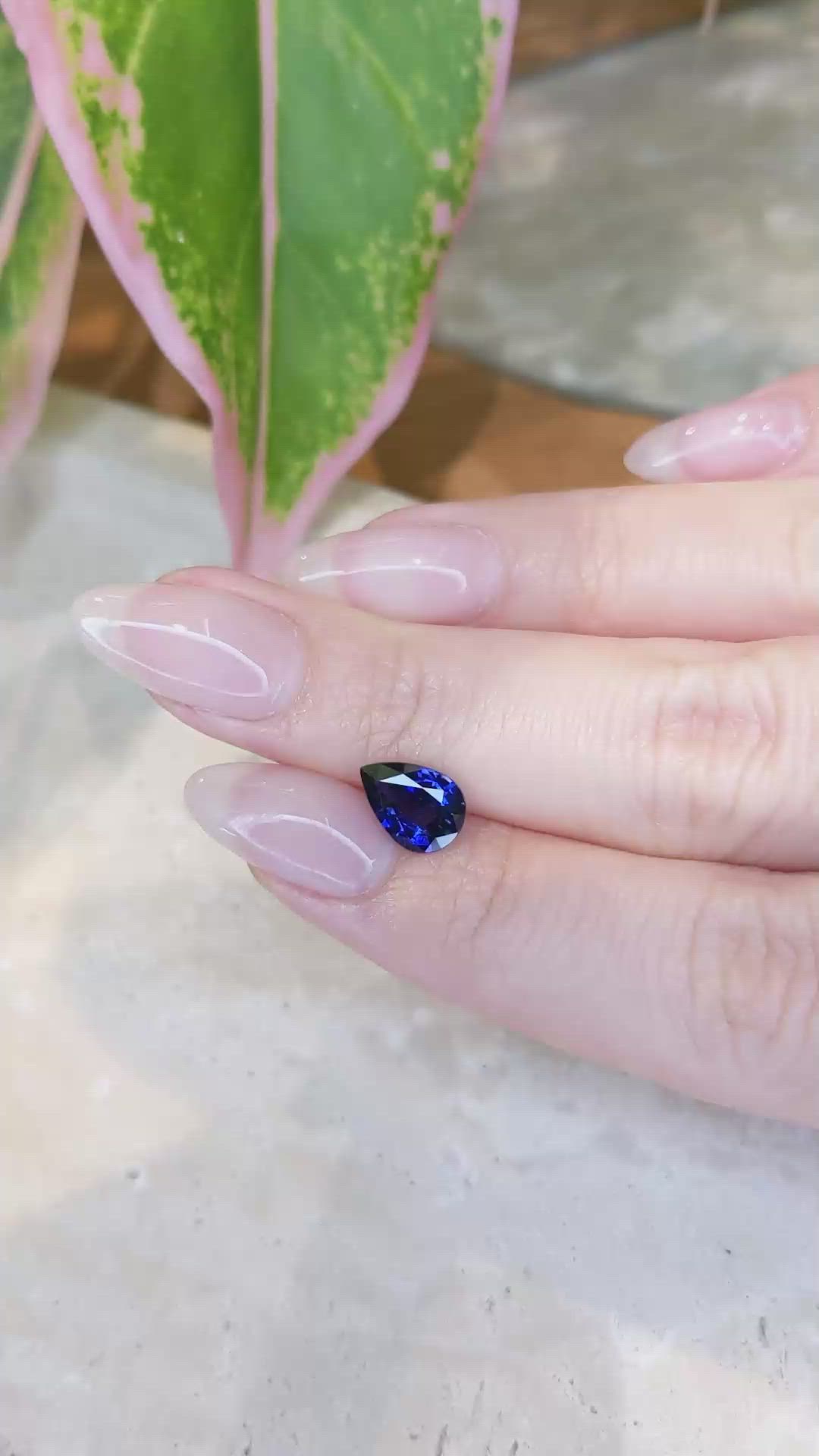 1.68 Ct. Blue Sapphire from Ceylon (Sri Lanka) Size Video