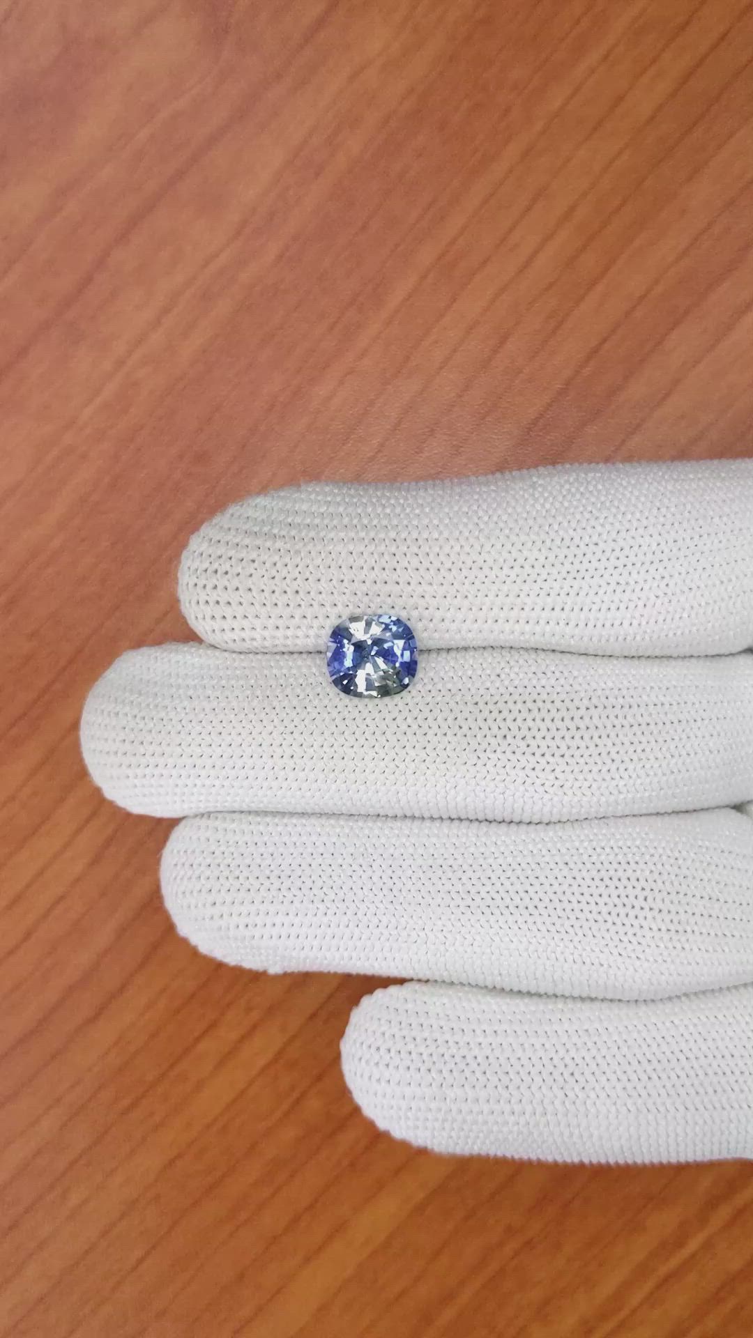 2.55 Ct. Bi Color Sapphire from Ceylon (Sri Lanka) Size Video