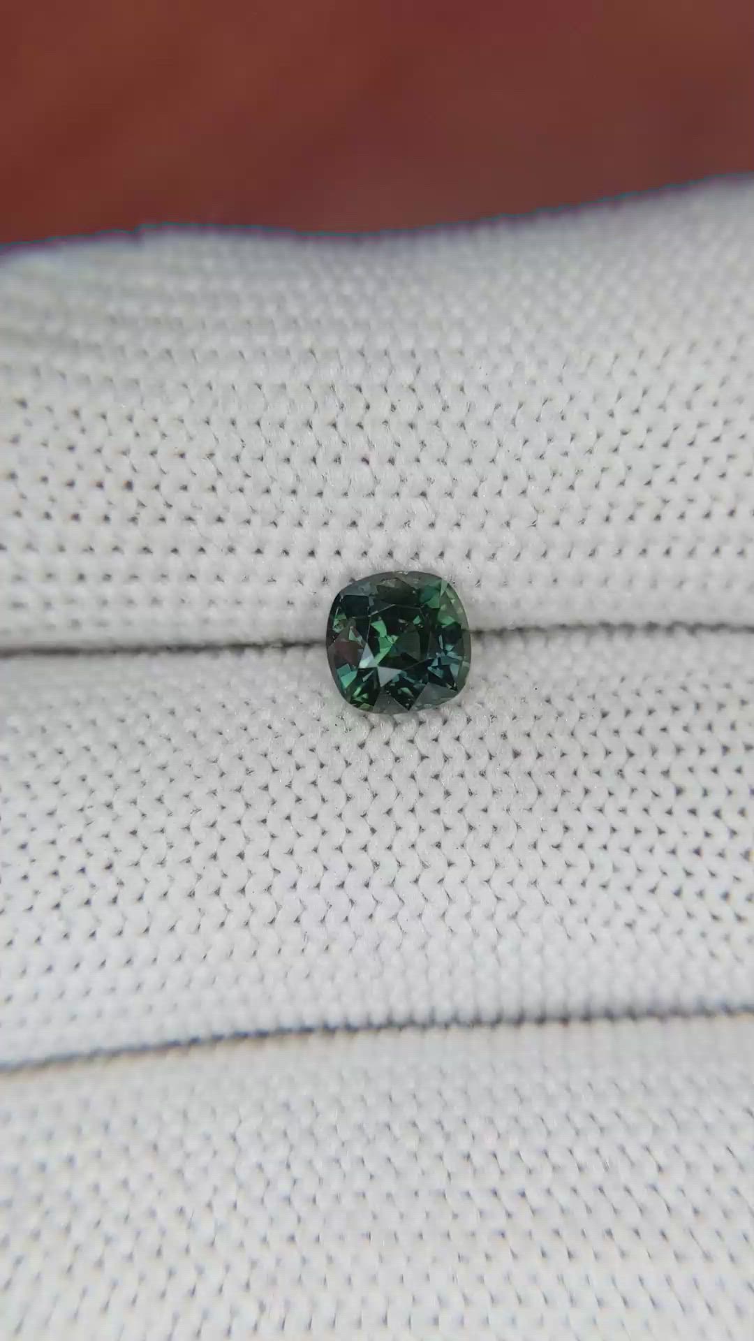 1.05 Ct. Green Sapphire from Ceylon (Sri Lanka) Size Video
