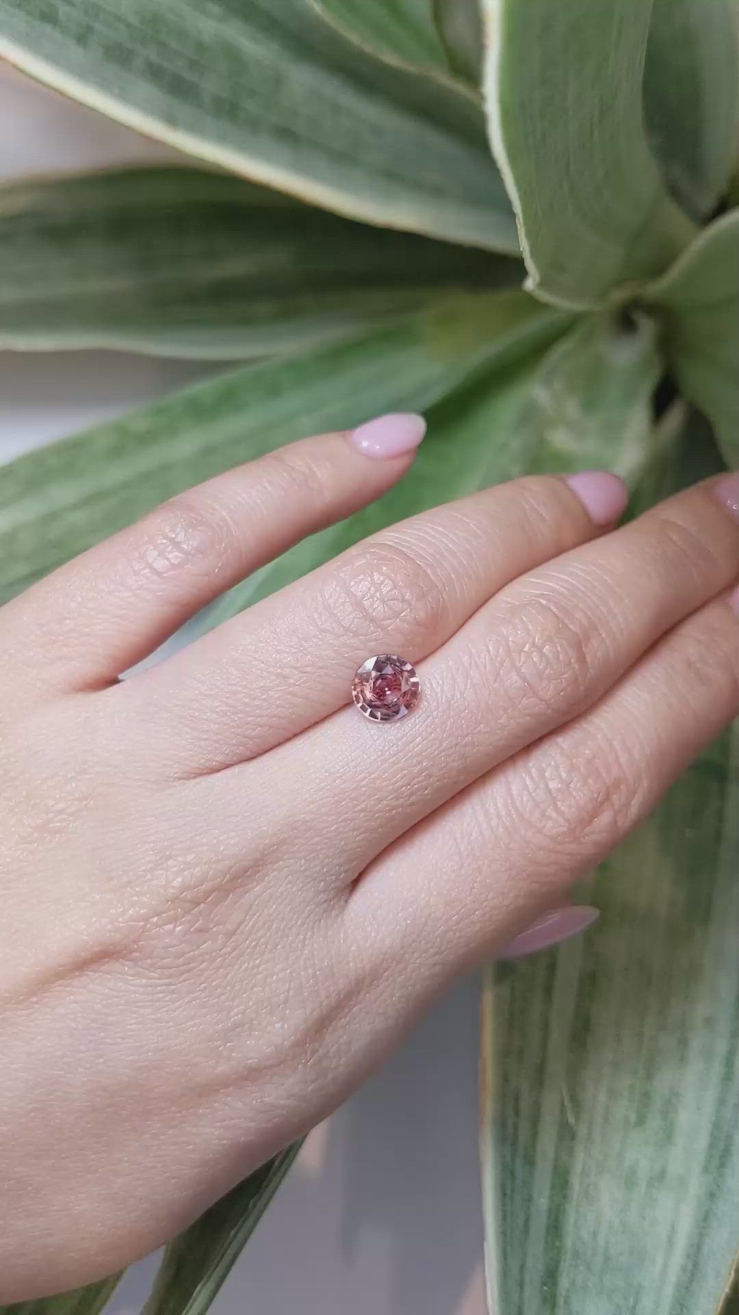 1.57 Ct. Padparadscha Sapphire from Ceylon (Sri Lanka) Size Video