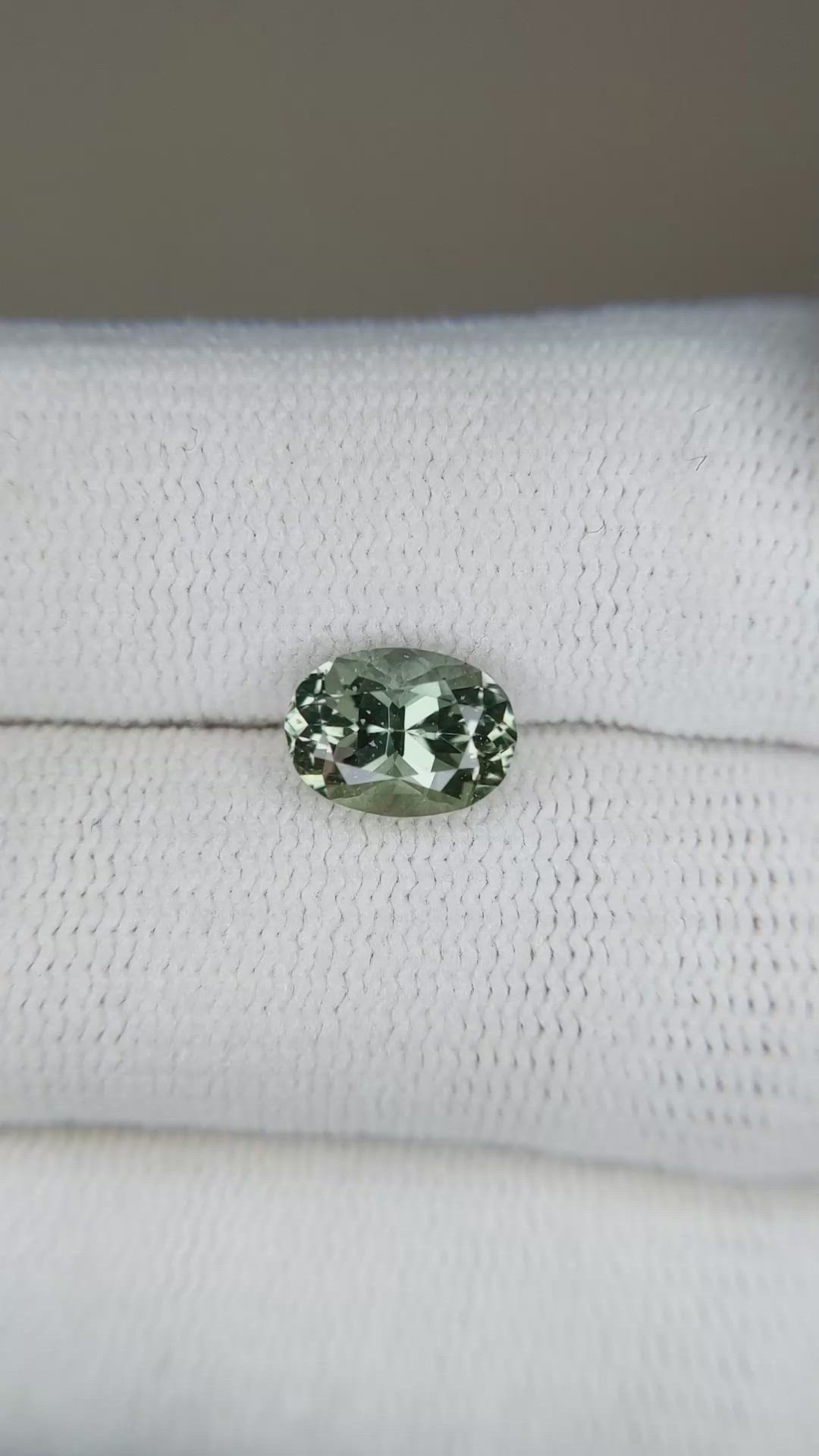 1.72 Ct. Green Sapphire from Ceylon (Sri Lanka) Size Video