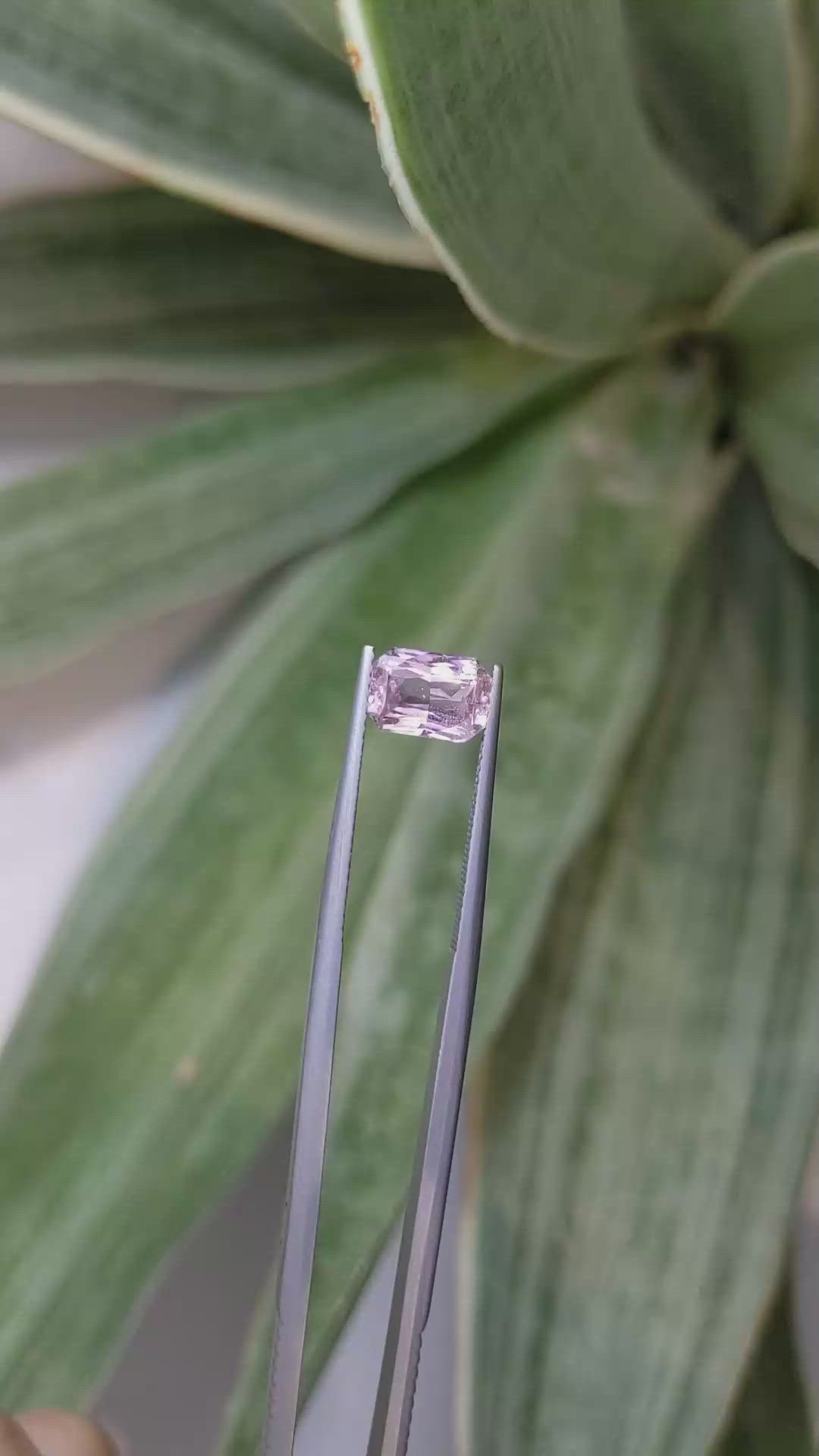 2.23 Ct. Pink Sapphire from Ceylon (Sri Lanka) Size Video