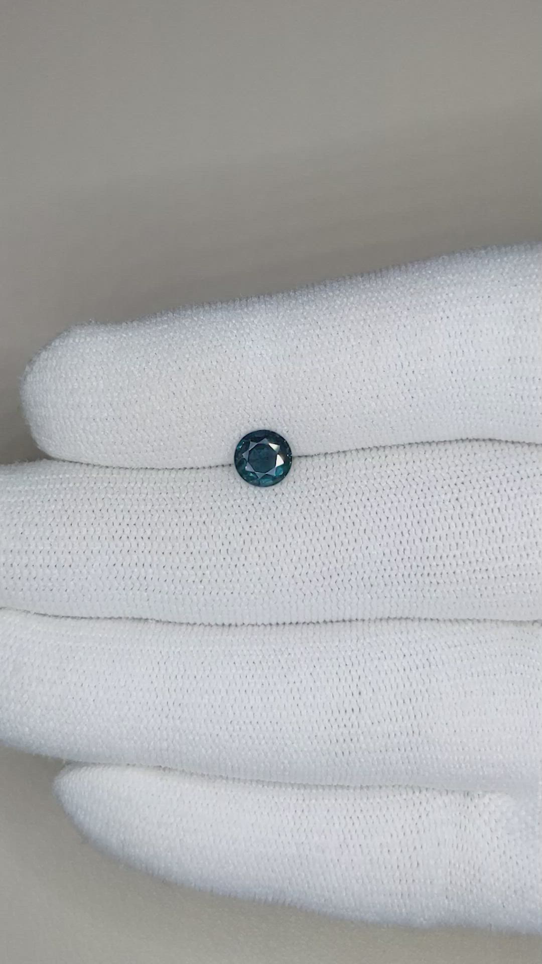 0.87 Ct. Greenish Blue Sapphire from Ceylon (Sri Lanka) Size Video