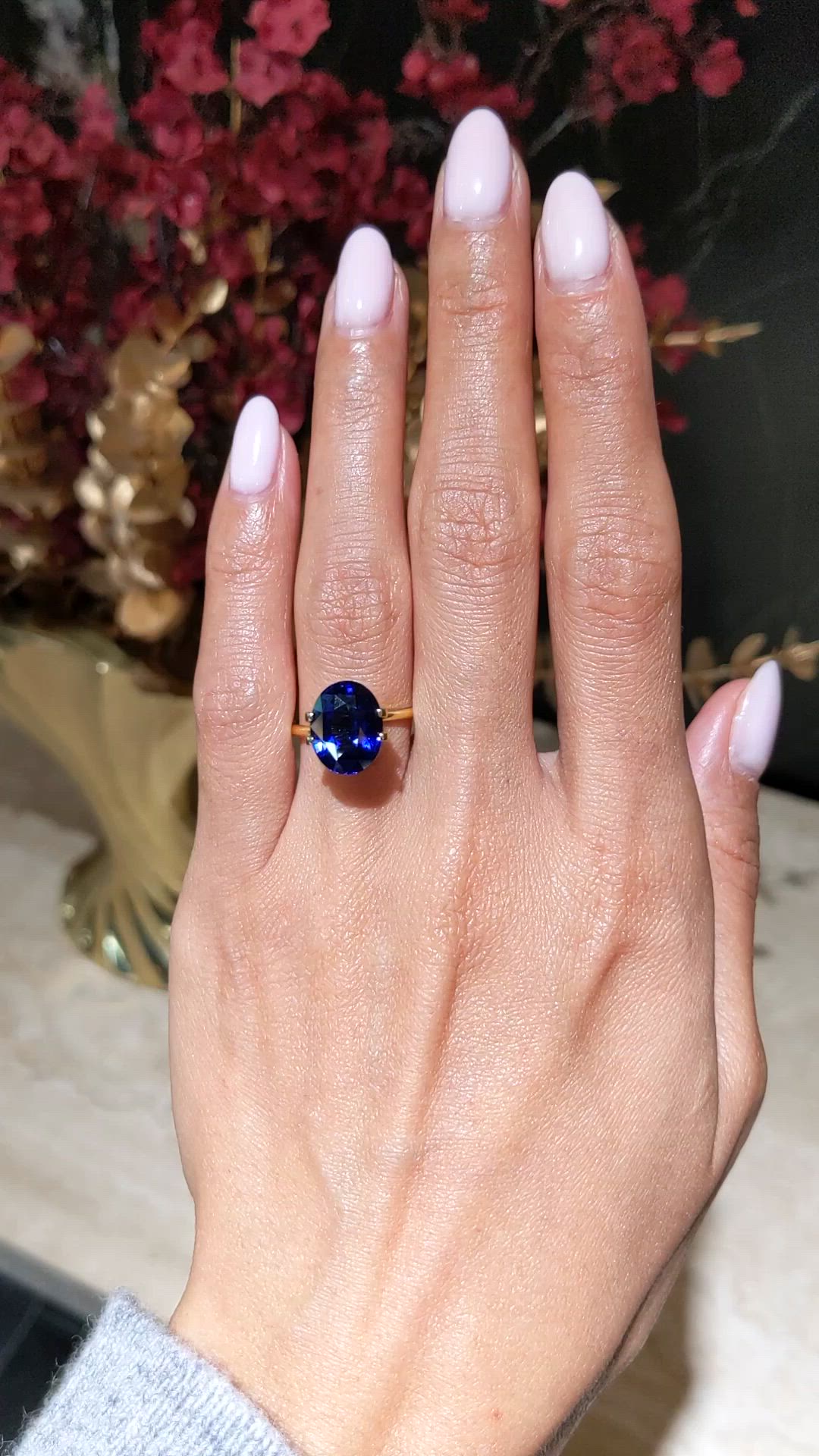 6.02 Ct. Blue Sapphire from Ceylon (Sri Lanka) Size Video