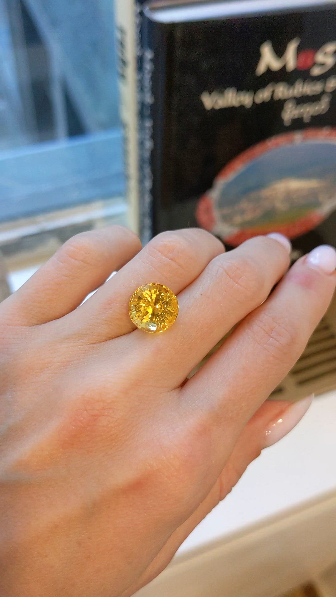 8.12 Ct. Yellow Sapphire from Ceylon (Sri Lanka) Size Video
