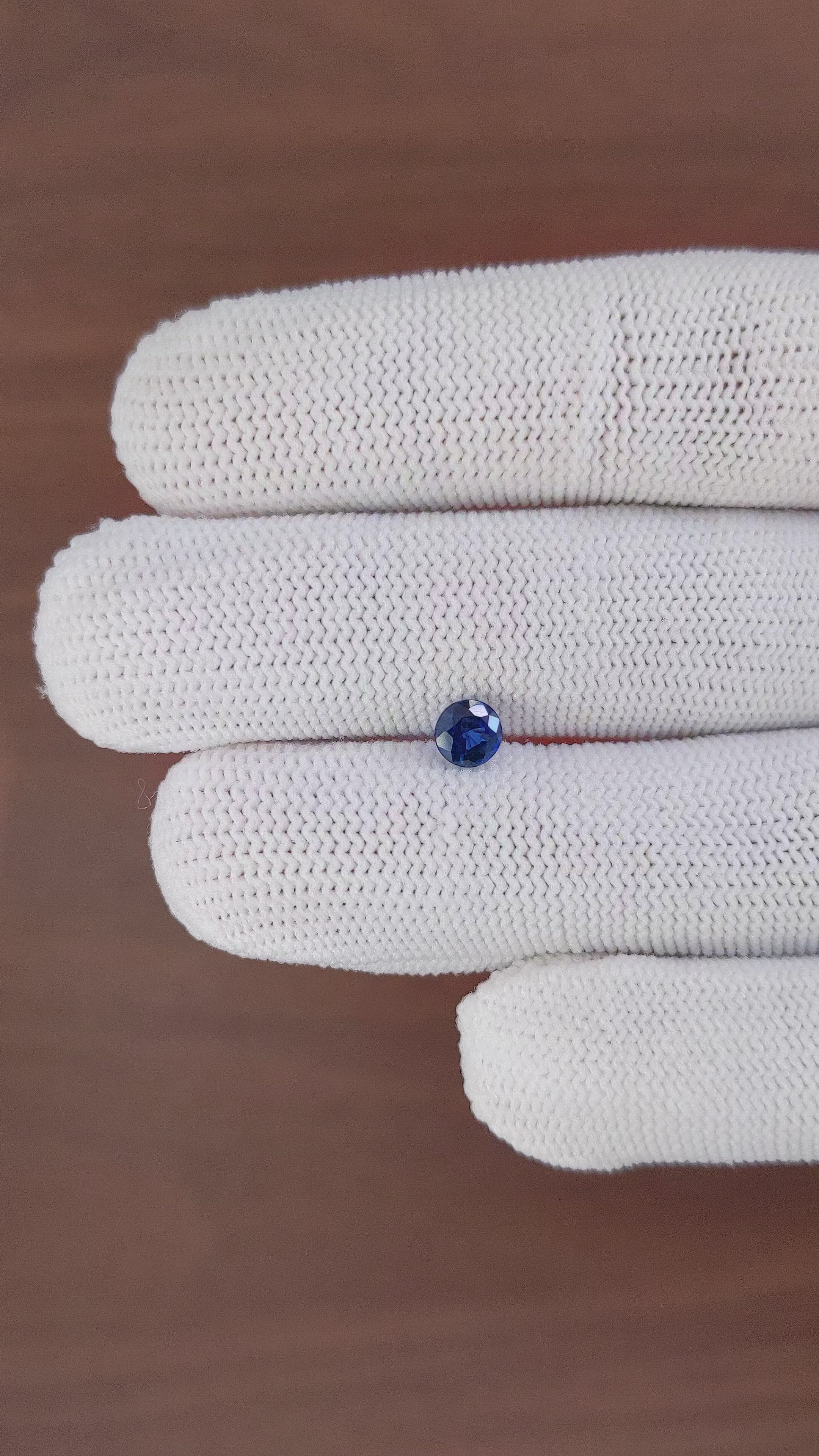 0.73 Ct. Blue Sapphire from Ceylon (Sri Lanka) Size Video