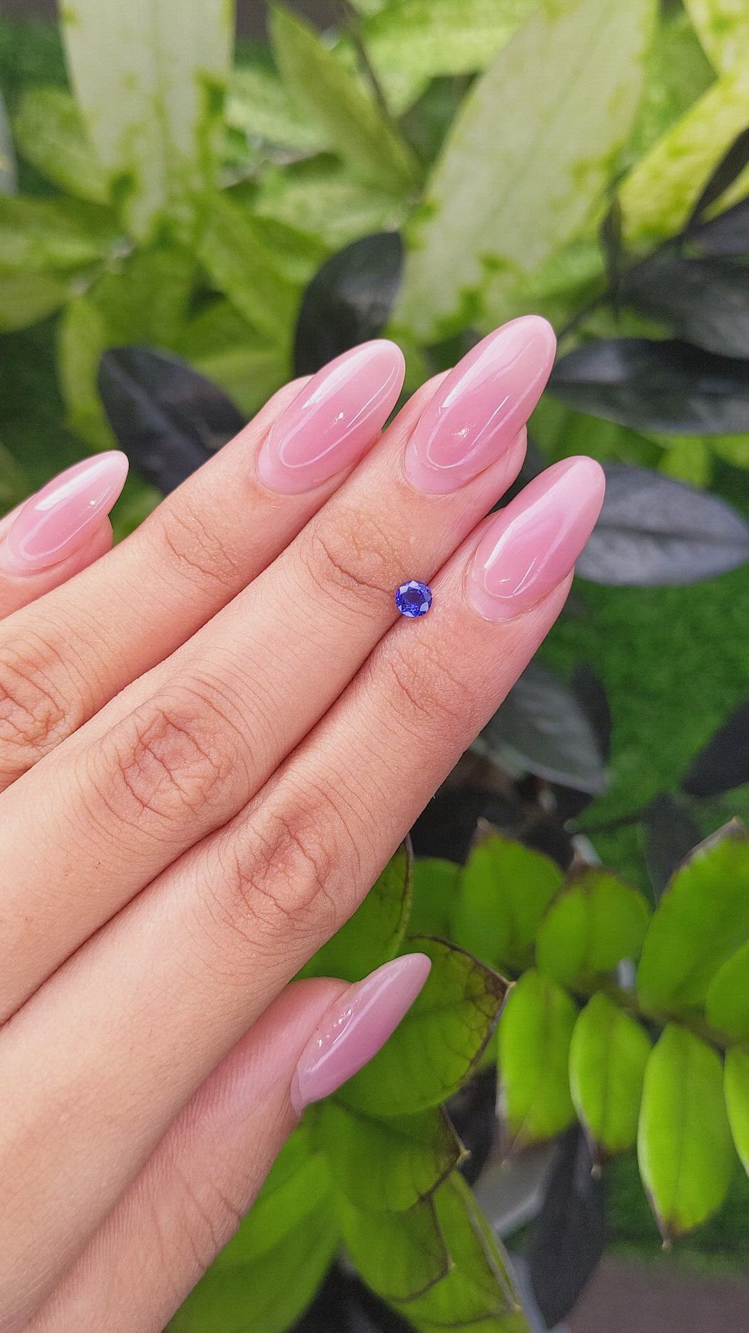 0.35 Ct. Color Change Sapphire from Ceylon (Sri Lanka) Size Video