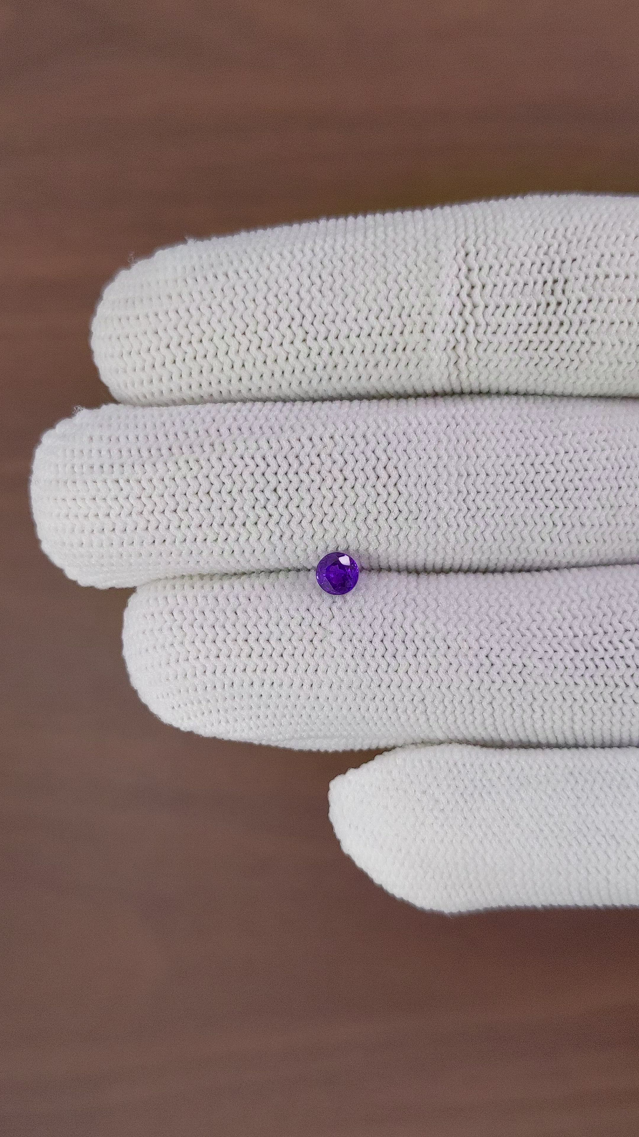 0.35 Ct. Color Change Sapphire from Ceylon (Sri Lanka) Size Video