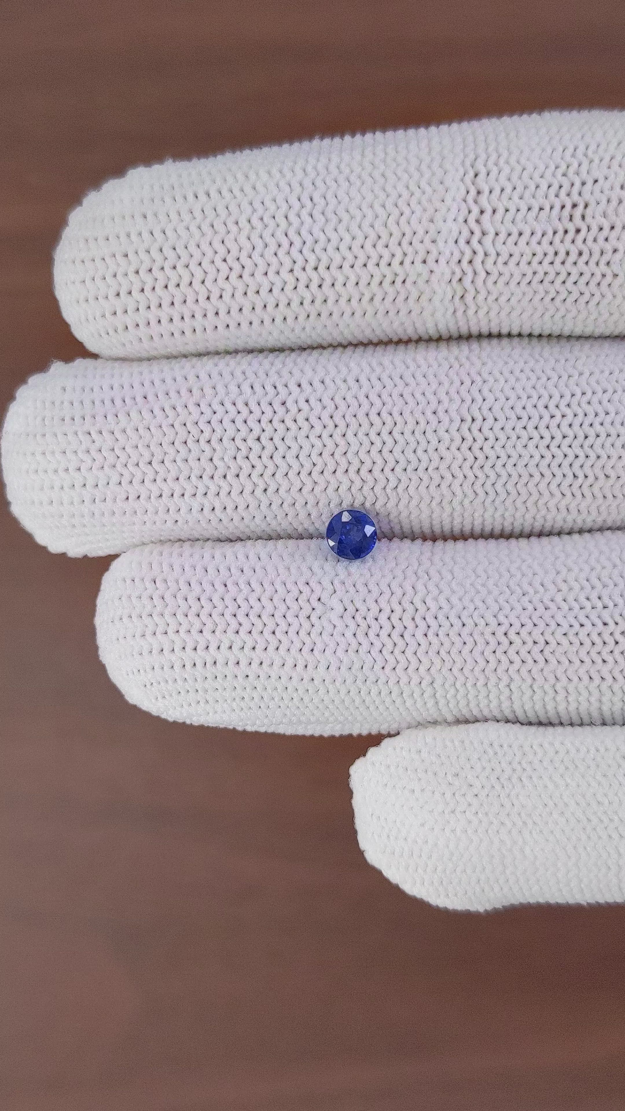0.42 Ct. Blue Sapphire from Ceylon (Sri Lanka) Size Video
