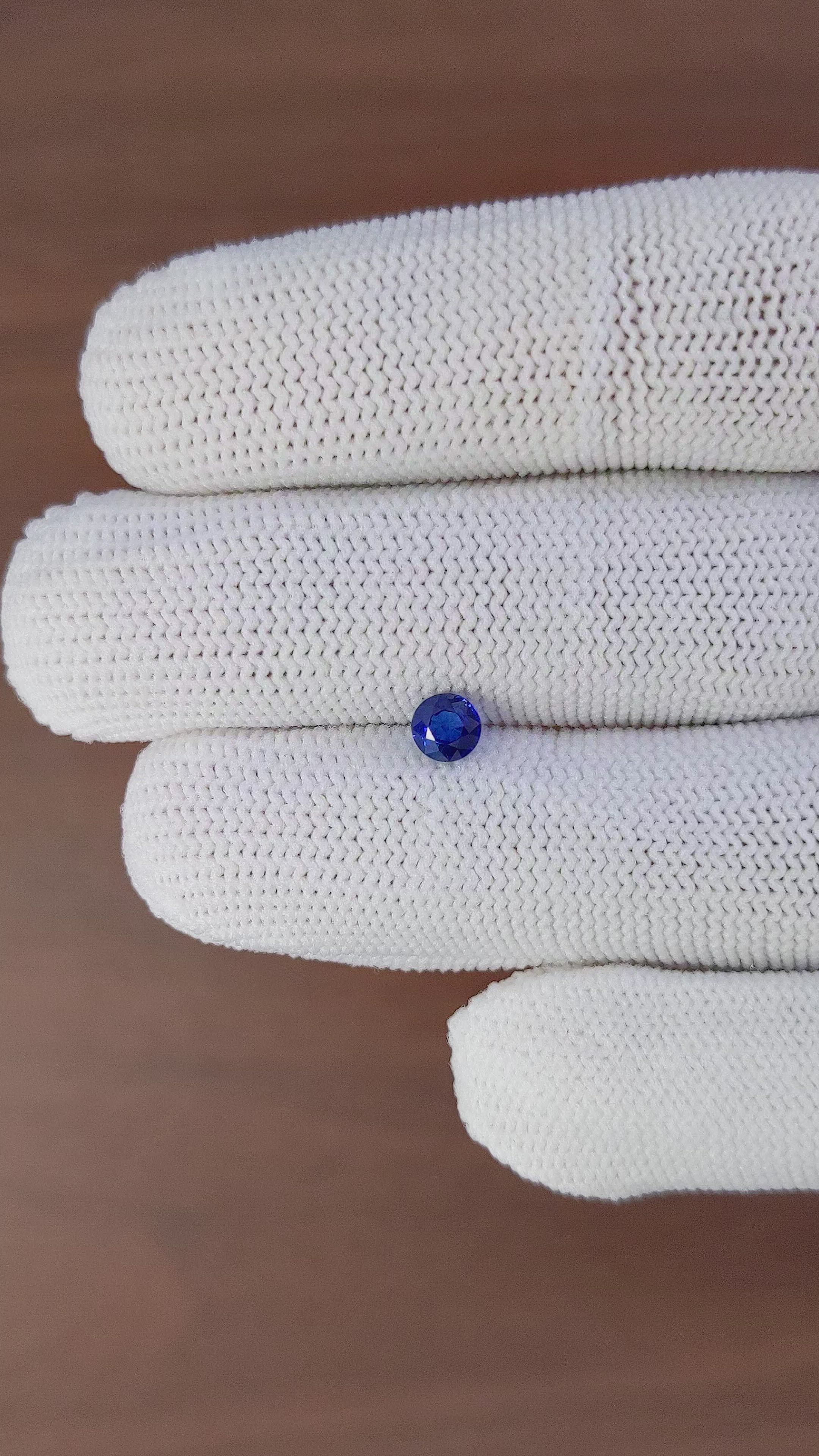 0.52 Ct. Blue Sapphire from Ceylon (Sri Lanka) Size Video