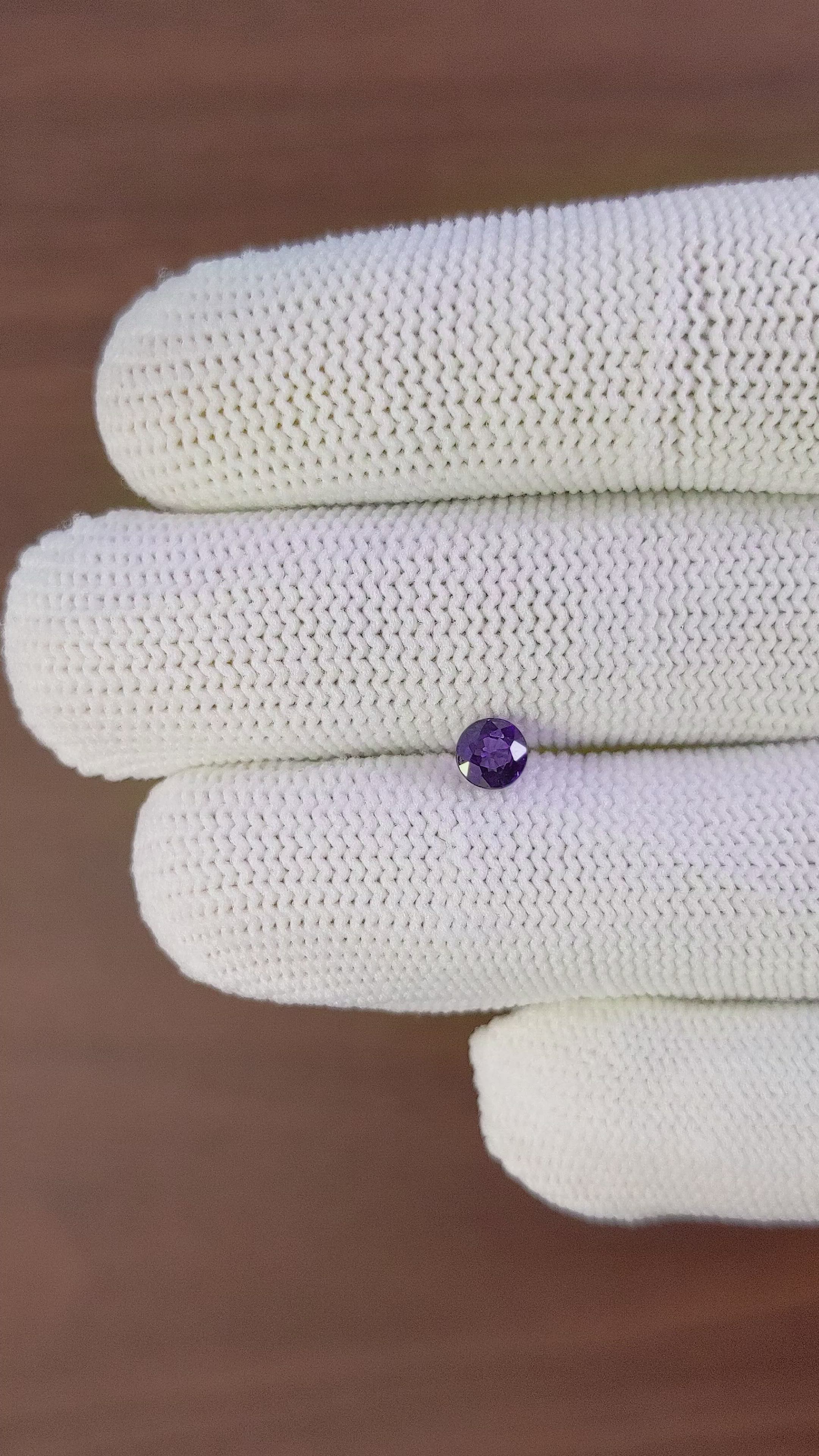 0.55 Ct. Color Change Sapphire from Ceylon (Sri Lanka) Size Video