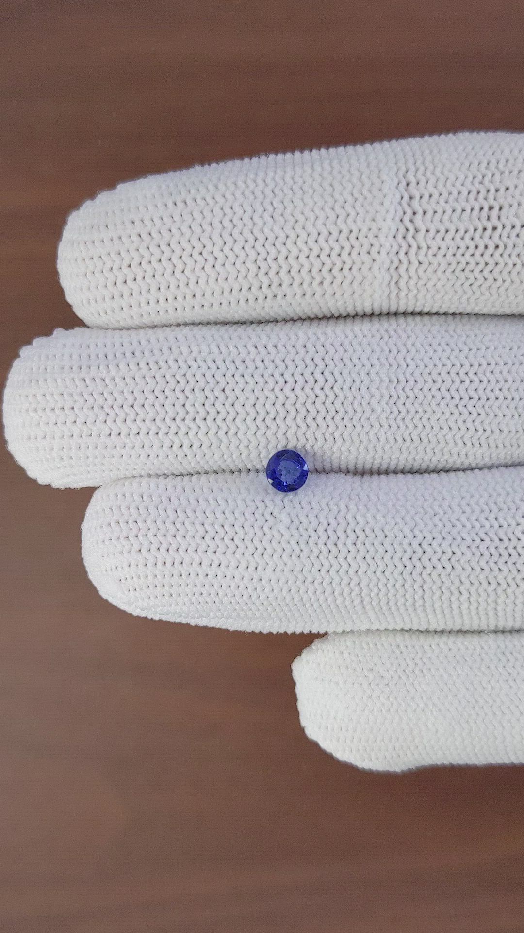 0.45 Ct. Blue Sapphire from Ceylon (Sri Lanka) Size Video