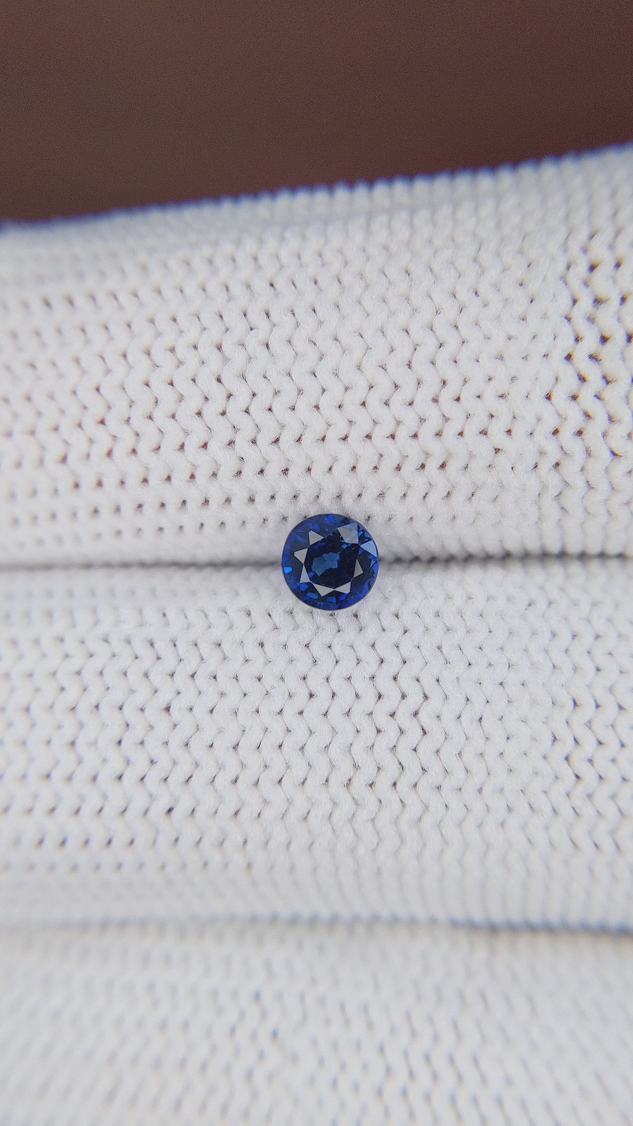 0.51 Ct. Blue Sapphire from Ceylon (Sri Lanka) Size Video