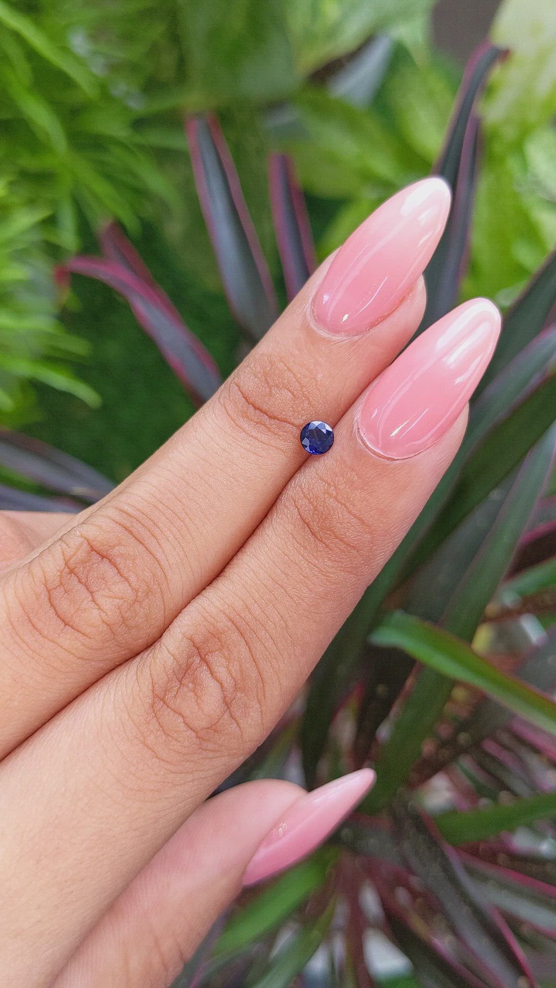 0.33 Ct. Blue Sapphire from Ceylon (Sri Lanka) Size Video