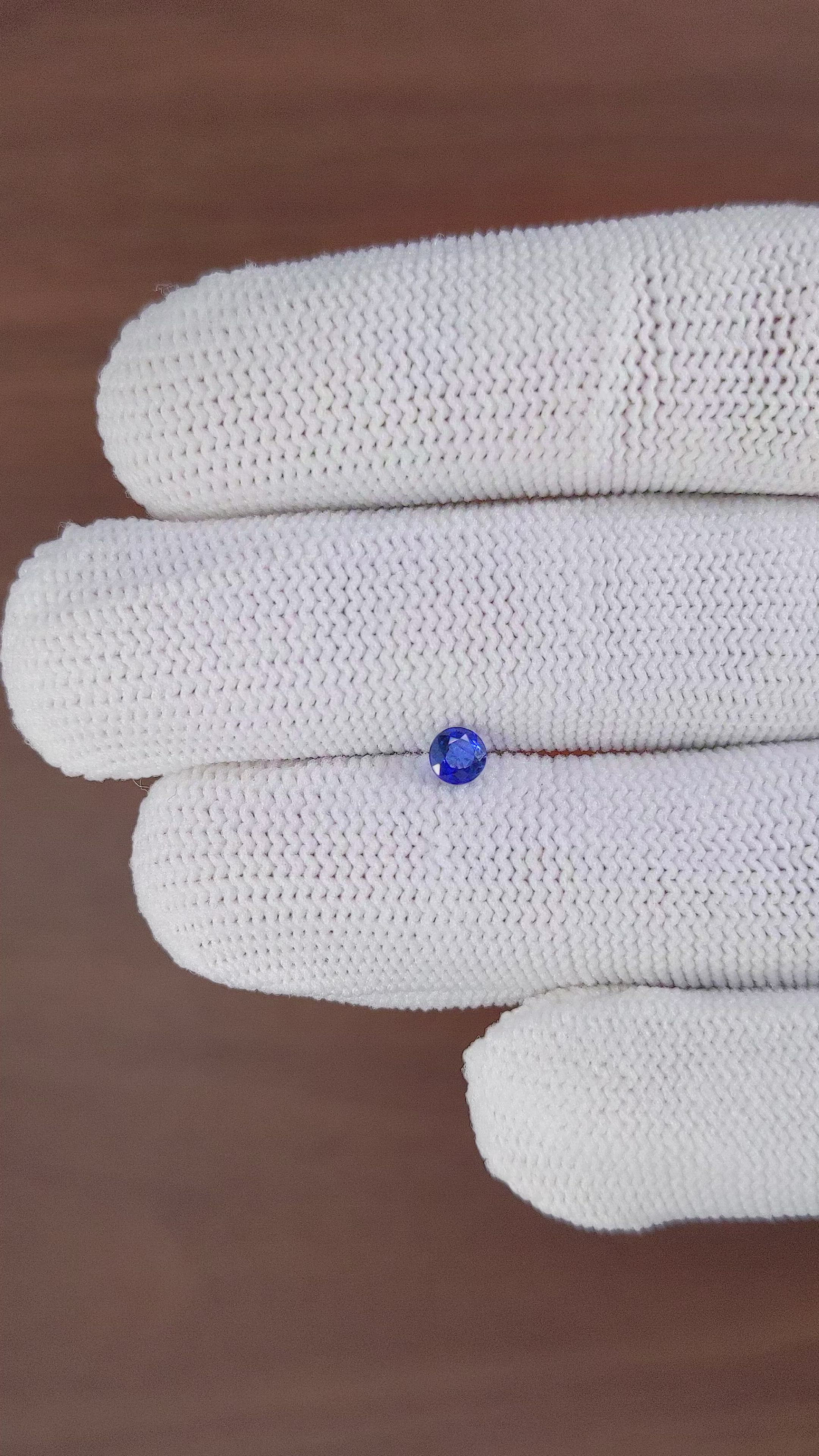 0.28 Ct. Blue Sapphire from Ceylon (Sri Lanka) Size Video