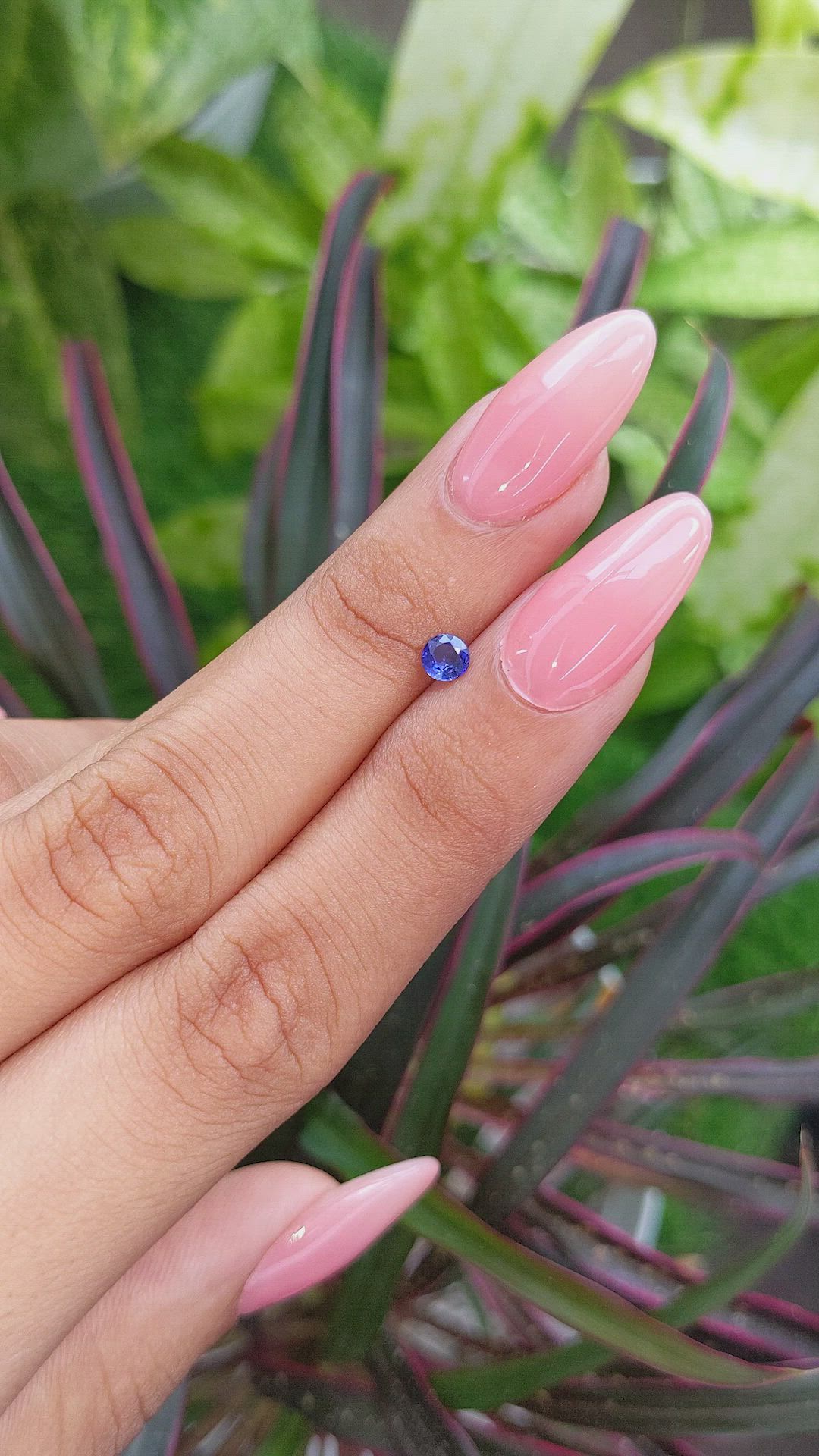 0.31 Ct. Color Change Sapphire from Ceylon (Sri Lanka) Size Video